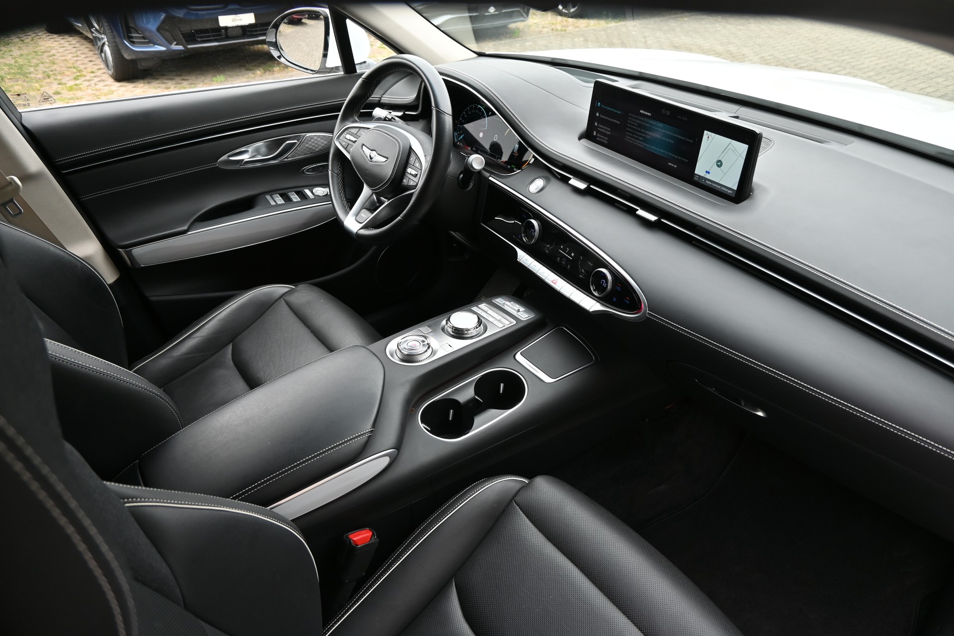 GENESIS GV70 Electrified Sport kWh 77,4 AWD 4X4 490PS-image-10