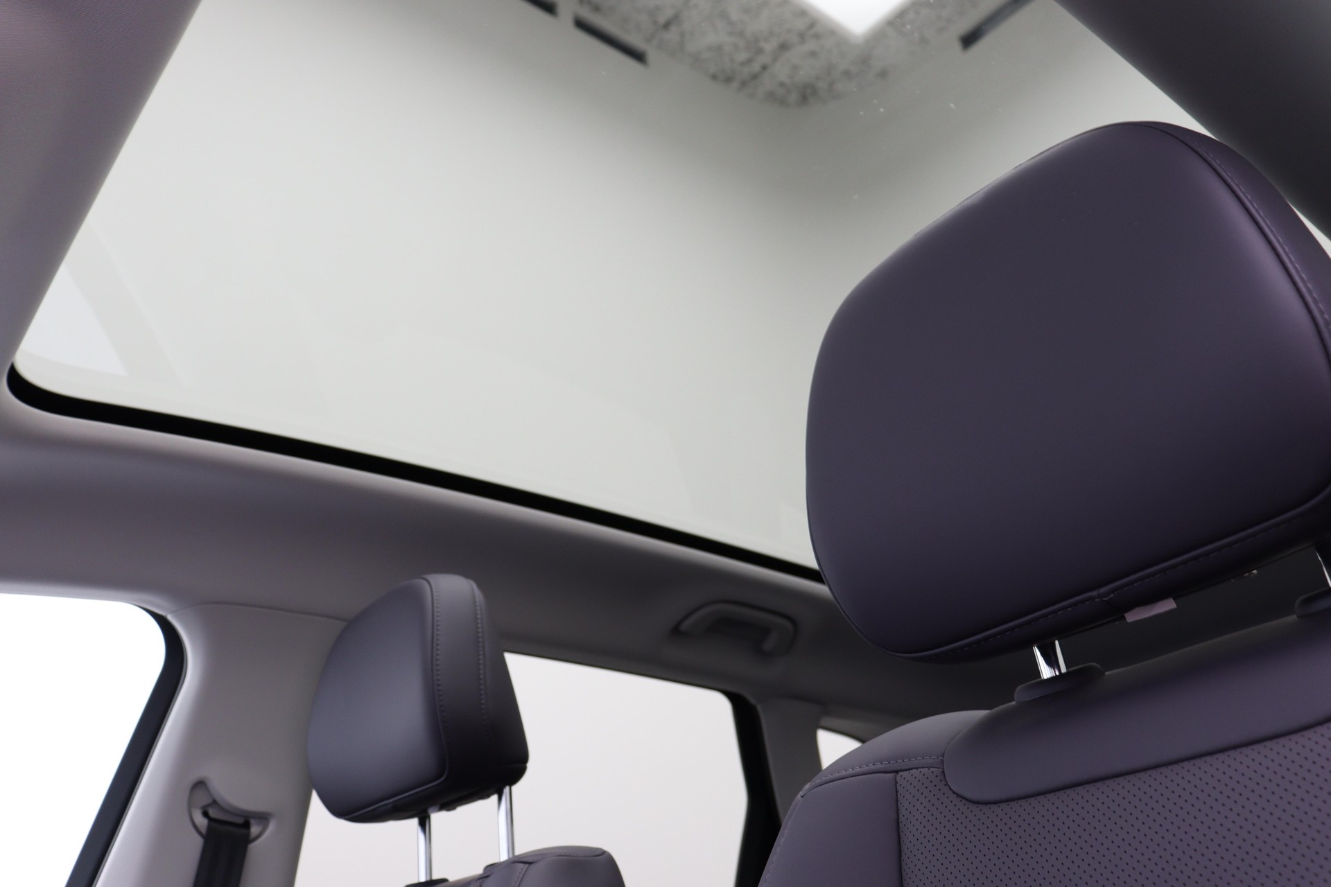 LEAPMOTOR C10 Design EV AWD inkl. Anhängerkupplung-image-11