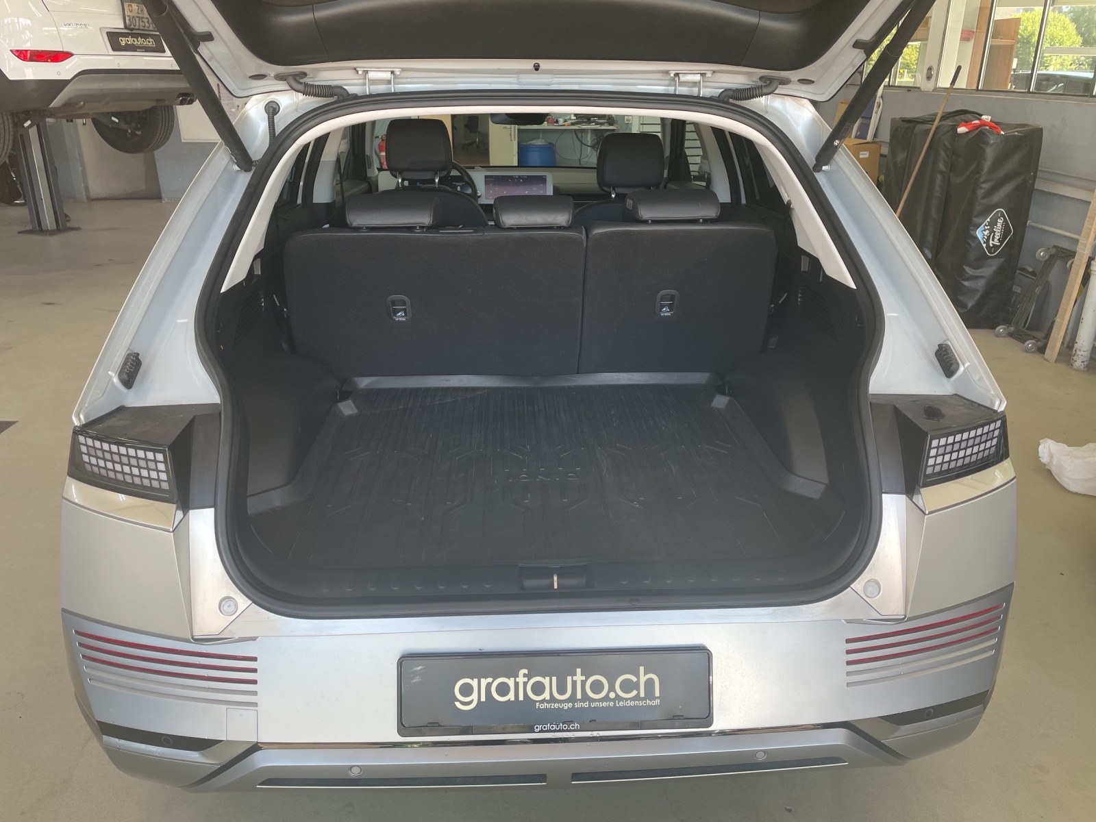 HYUNDAI Ioniq 5 72,6 kWh First Edition-image-9