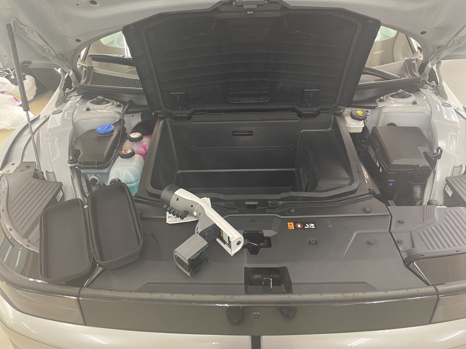HYUNDAI Ioniq 5 72,6 kWh First Edition-image-14