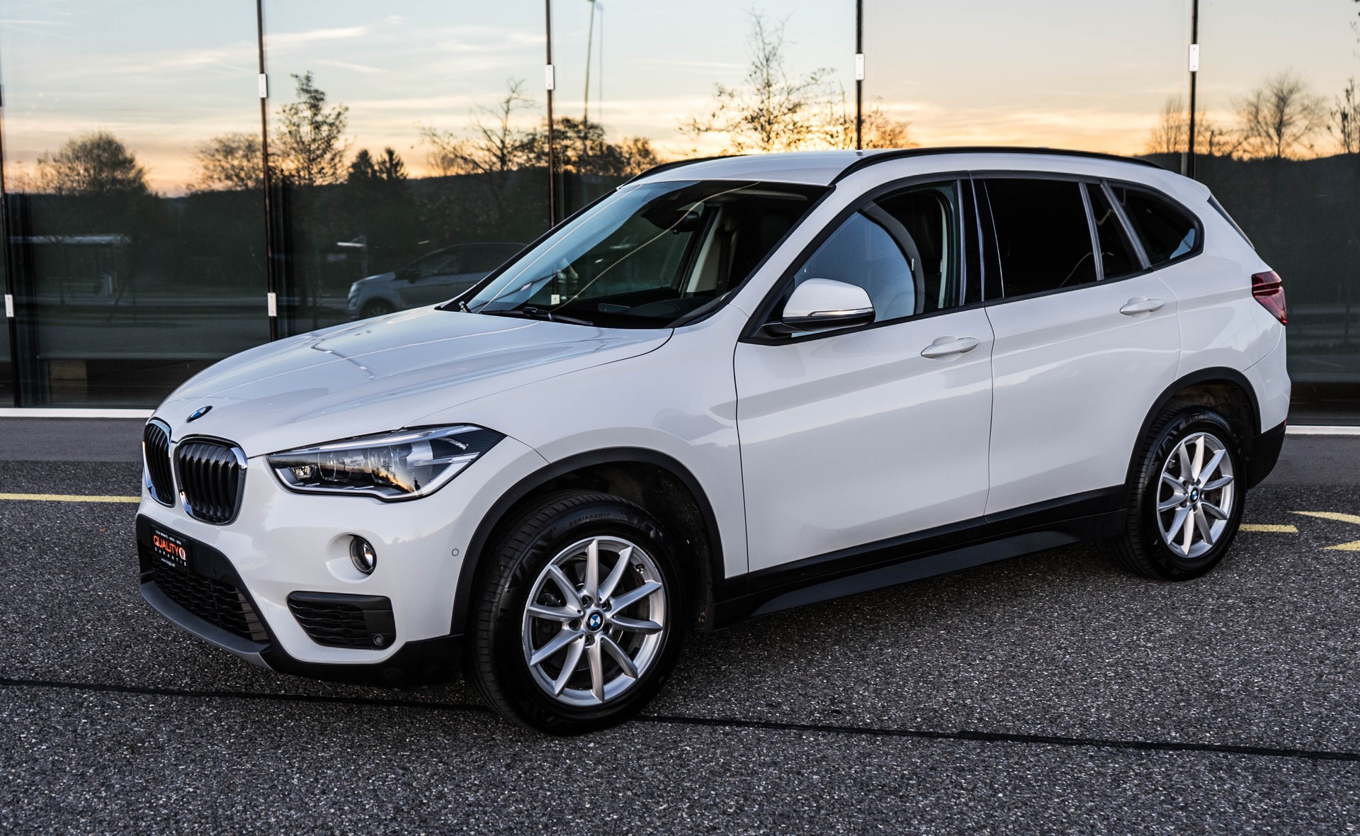 BMW X1 xDrive 18d Sport Line Steptronic-showroom-element-1
