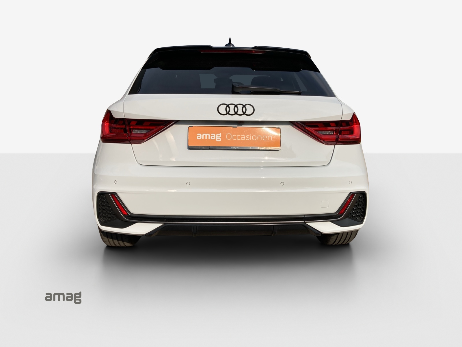 AUDI A1 Sportback 30 TFSI S Line Attraction S-tronic-showroom-element-3