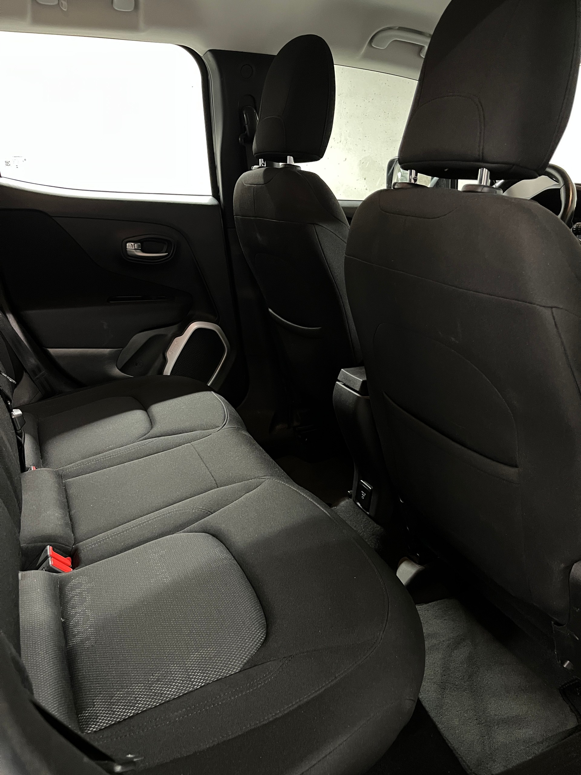 JEEP Renegade 1.4 Turbo Longitude-image-19