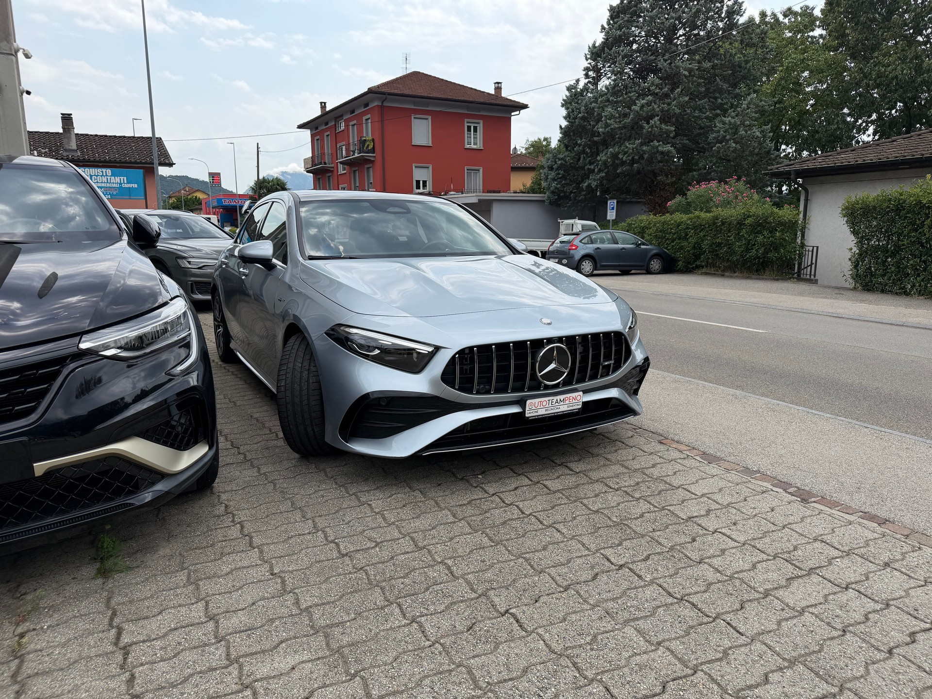 MERCEDES-BENZ A AMG 35 4Matic 8G-DCT-image-2