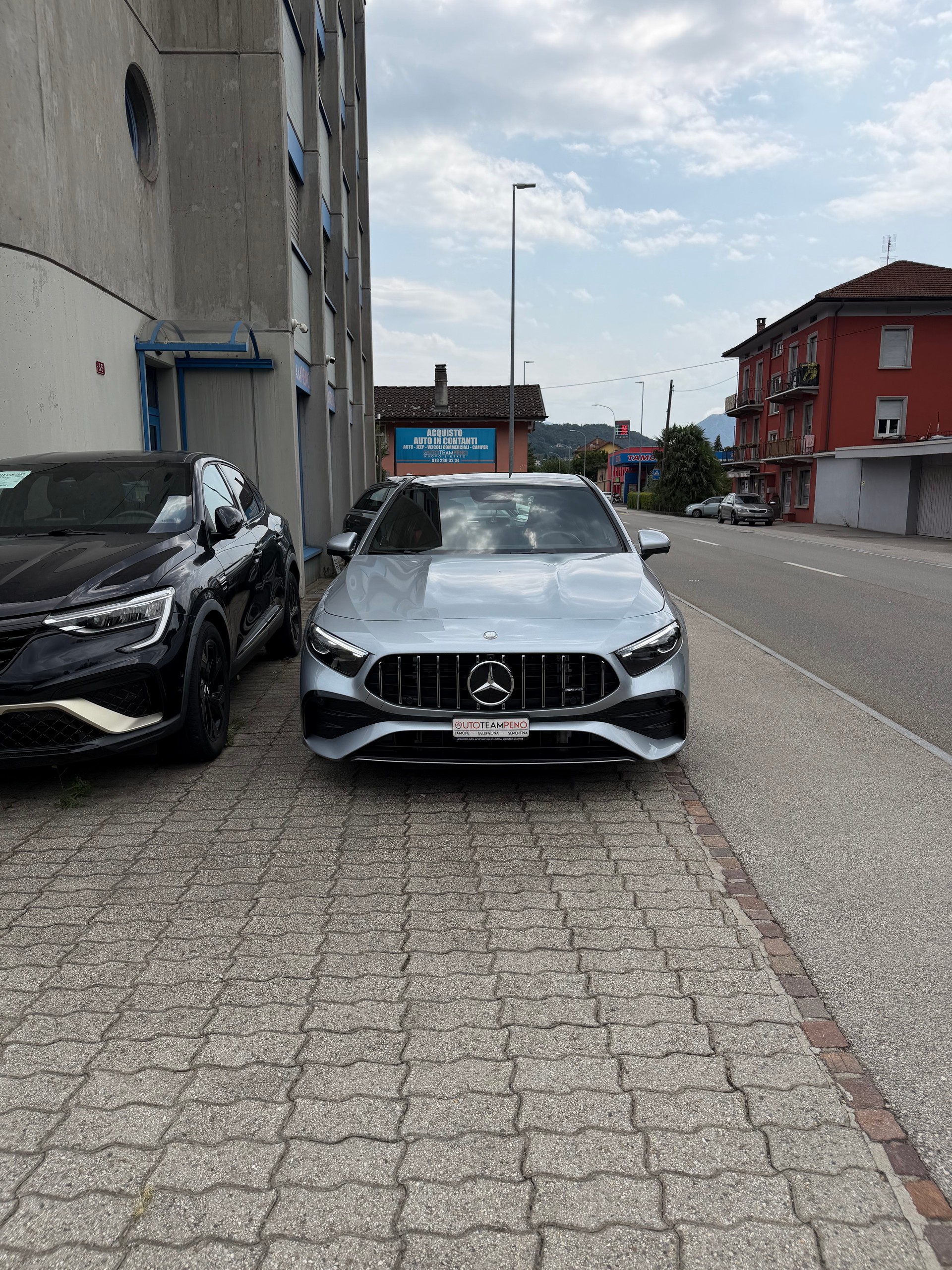 MERCEDES-BENZ A AMG 35 4Matic 8G-DCT-image-1
