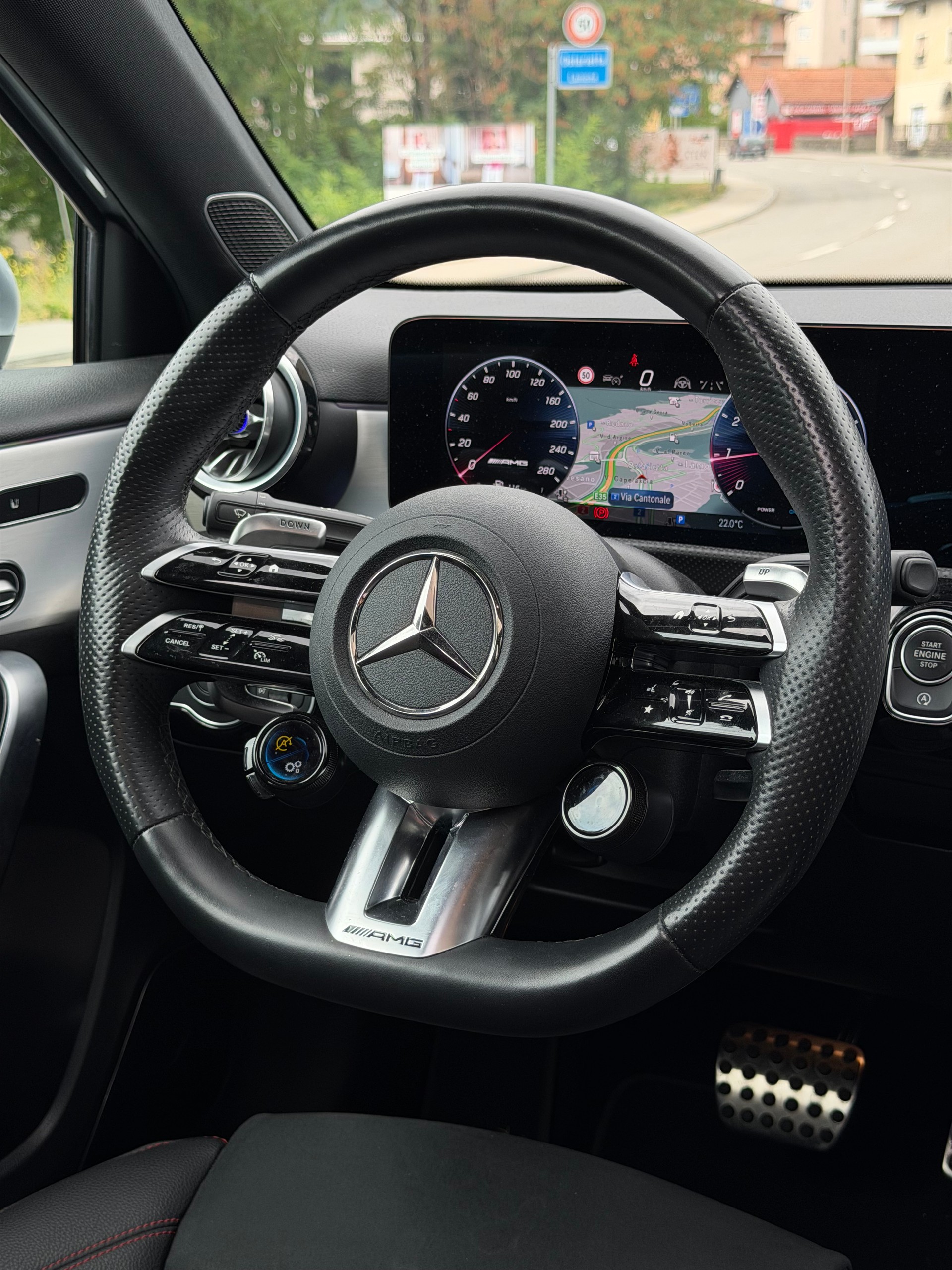 MERCEDES-BENZ A AMG 35 4Matic 8G-DCT-image-9
