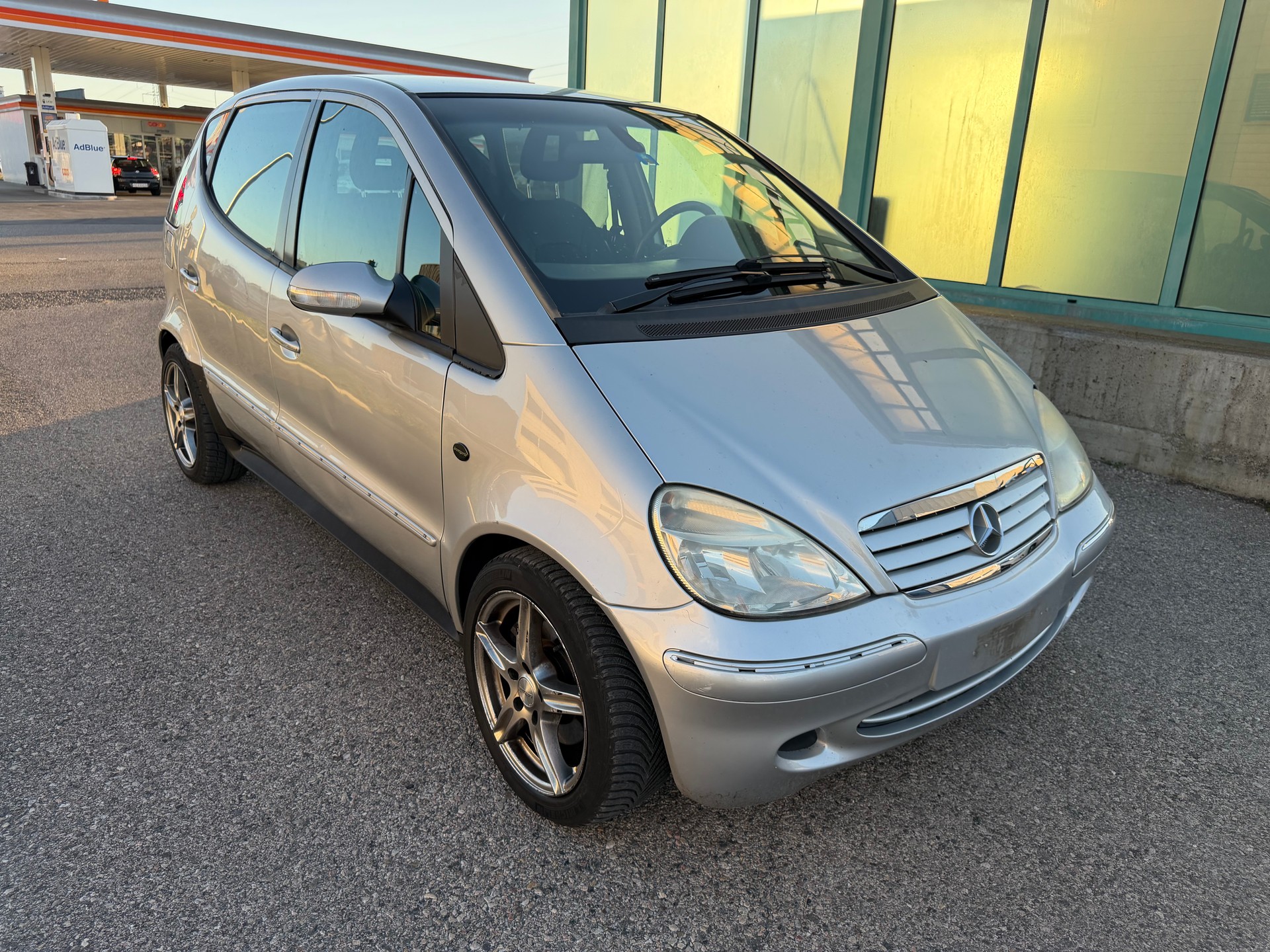 MERCEDES-BENZ A 190 L Elégance-image-4