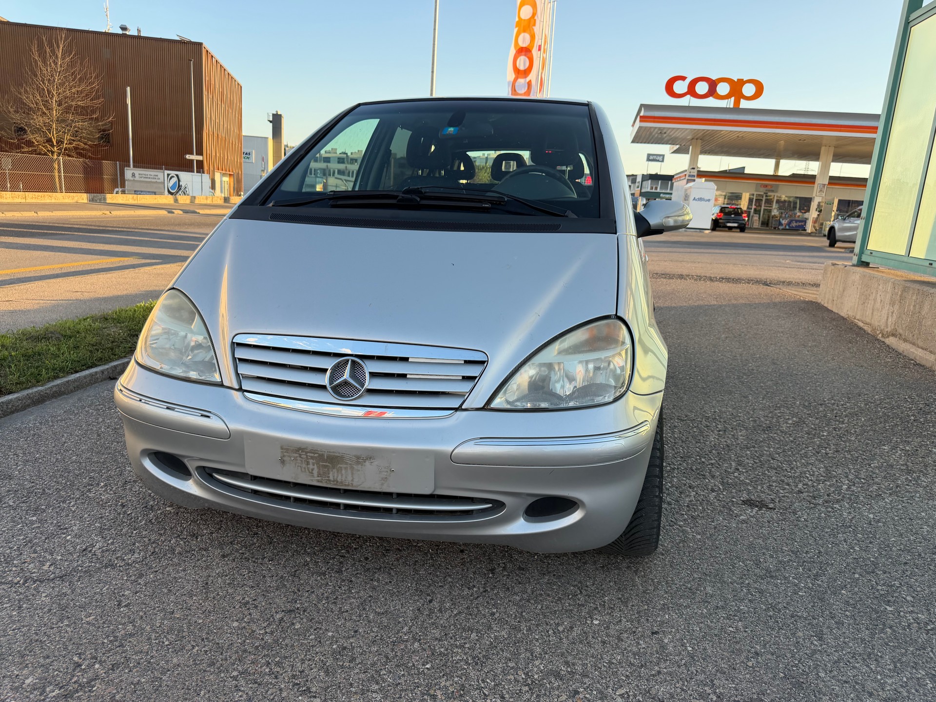 MERCEDES-BENZ A 190 L Elégance
