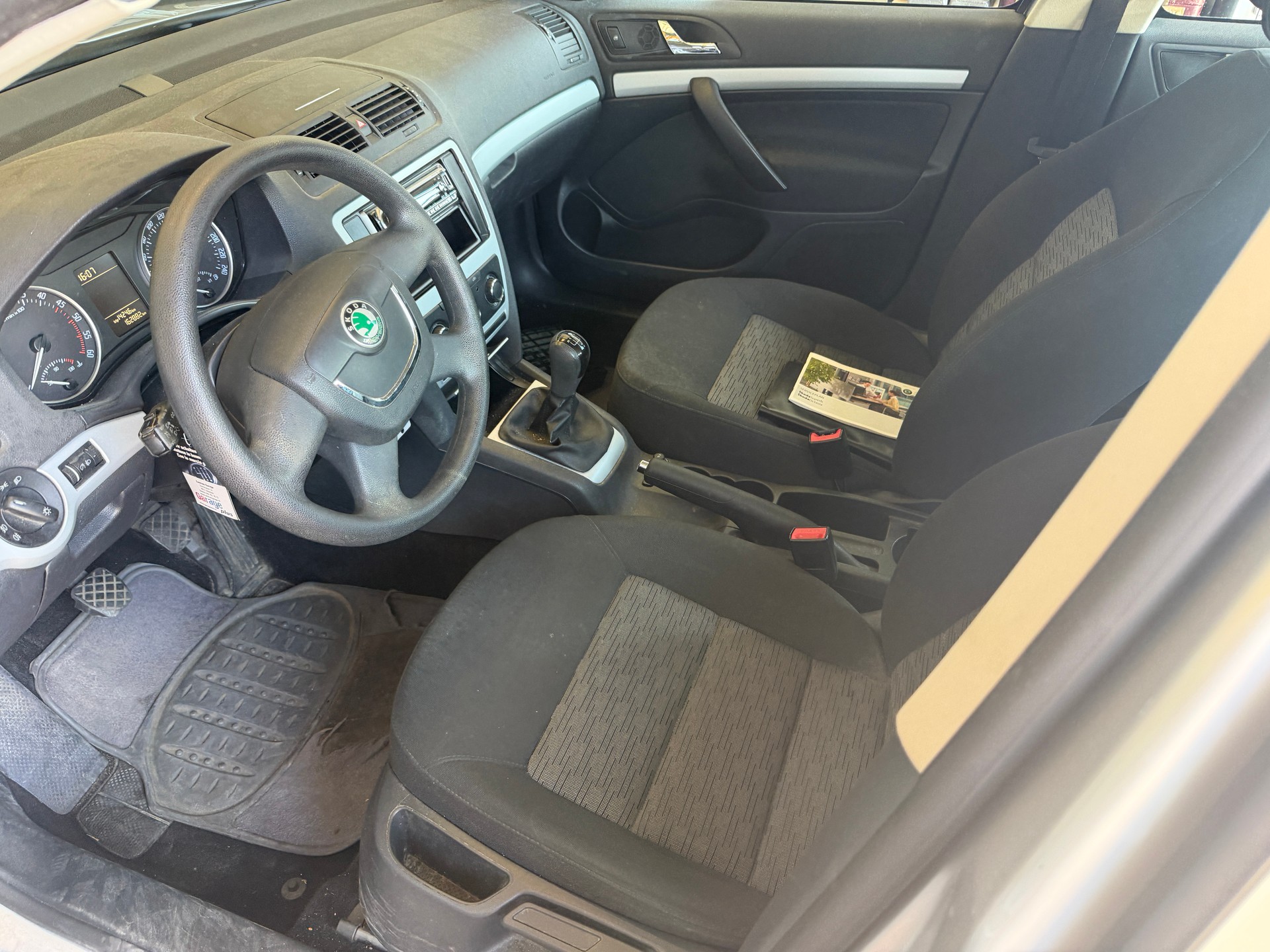 SKODA Octavia 1.9 TDI Elegance-image-6