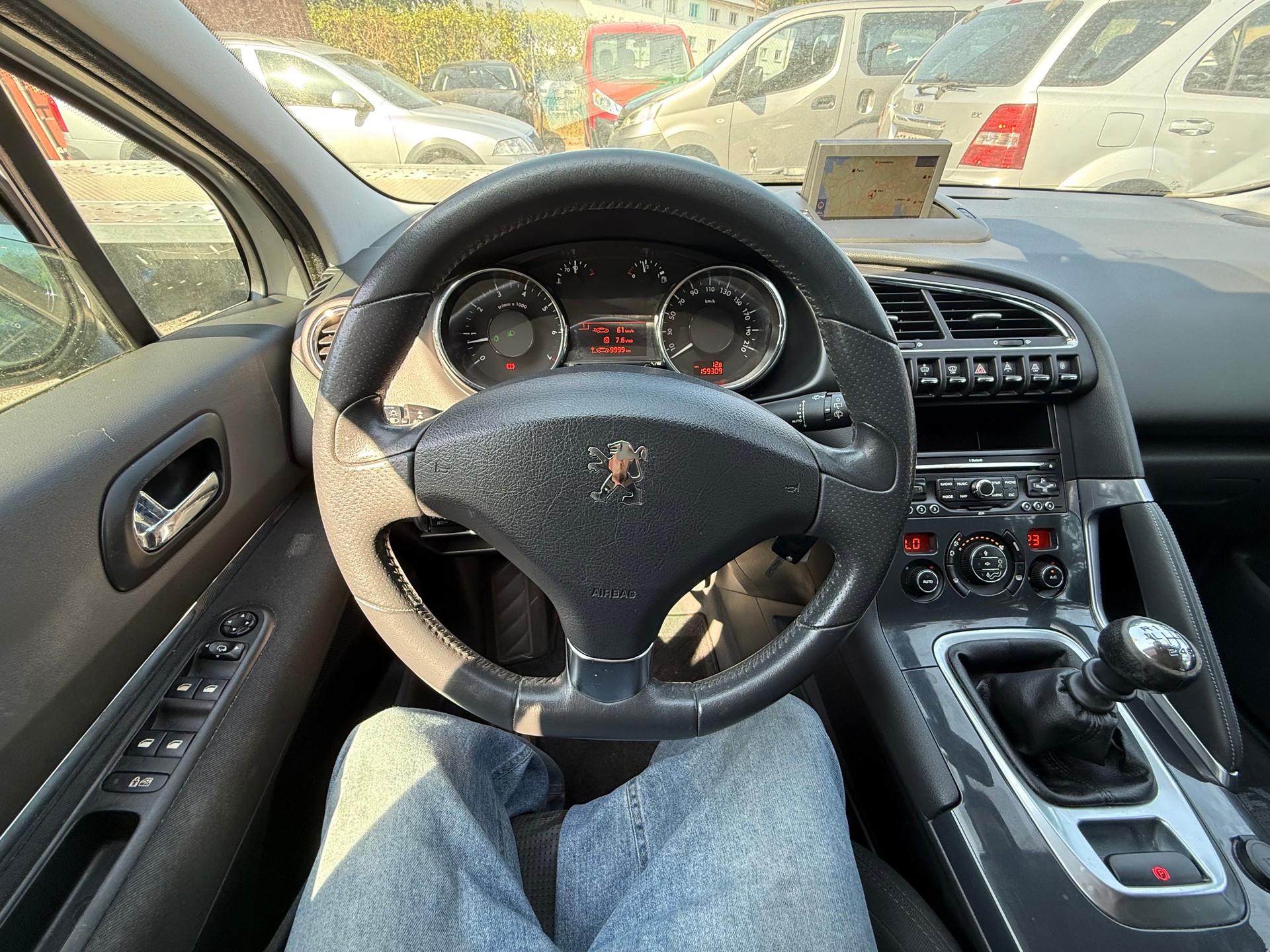PEUGEOT 3008 1.6 16V T Sport Pack-image-17