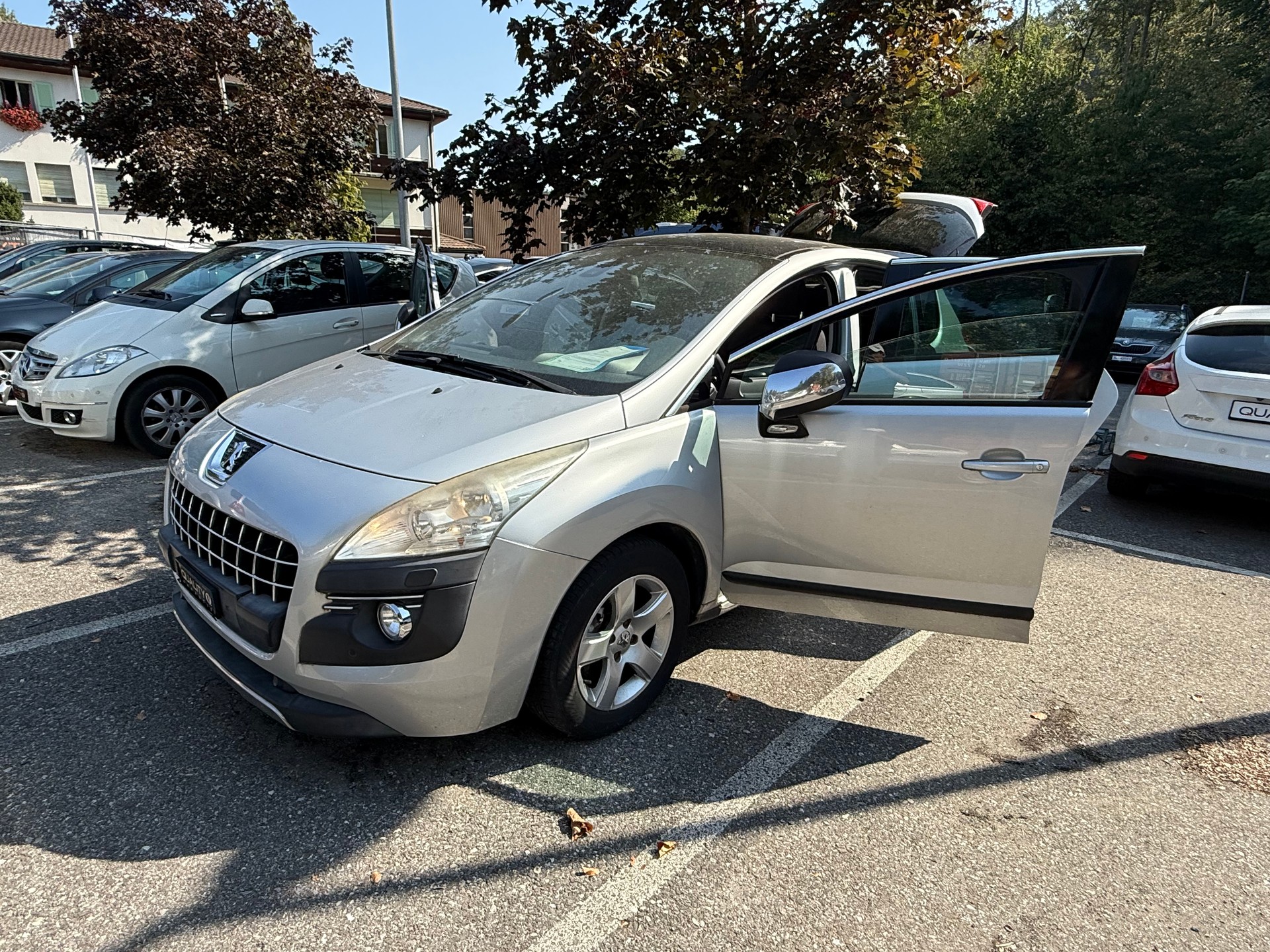 PEUGEOT 3008 1.6 16V T Sport Pack