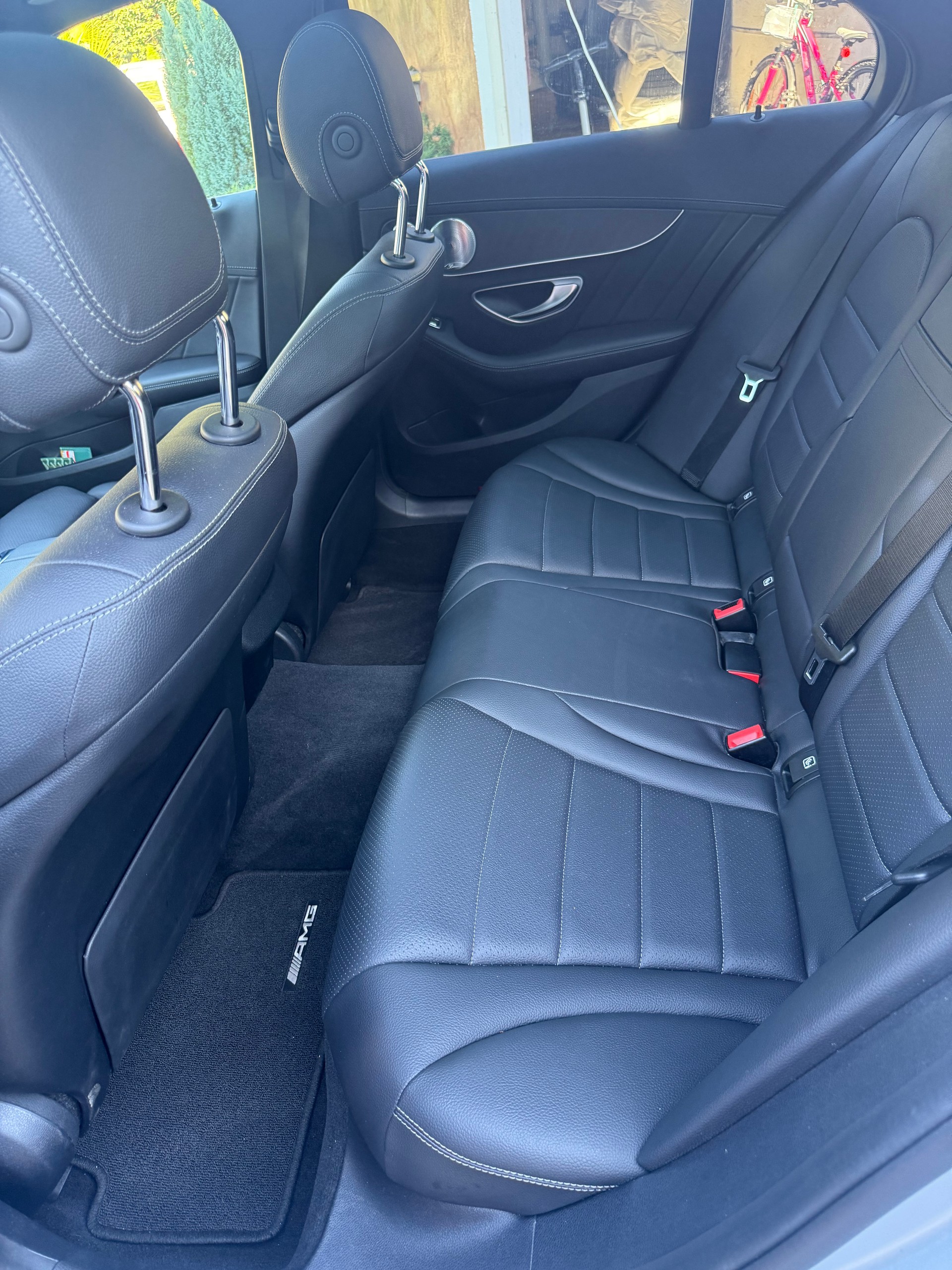 MERCEDES-BENZ C 300 d AMG Line 4matic-image-7