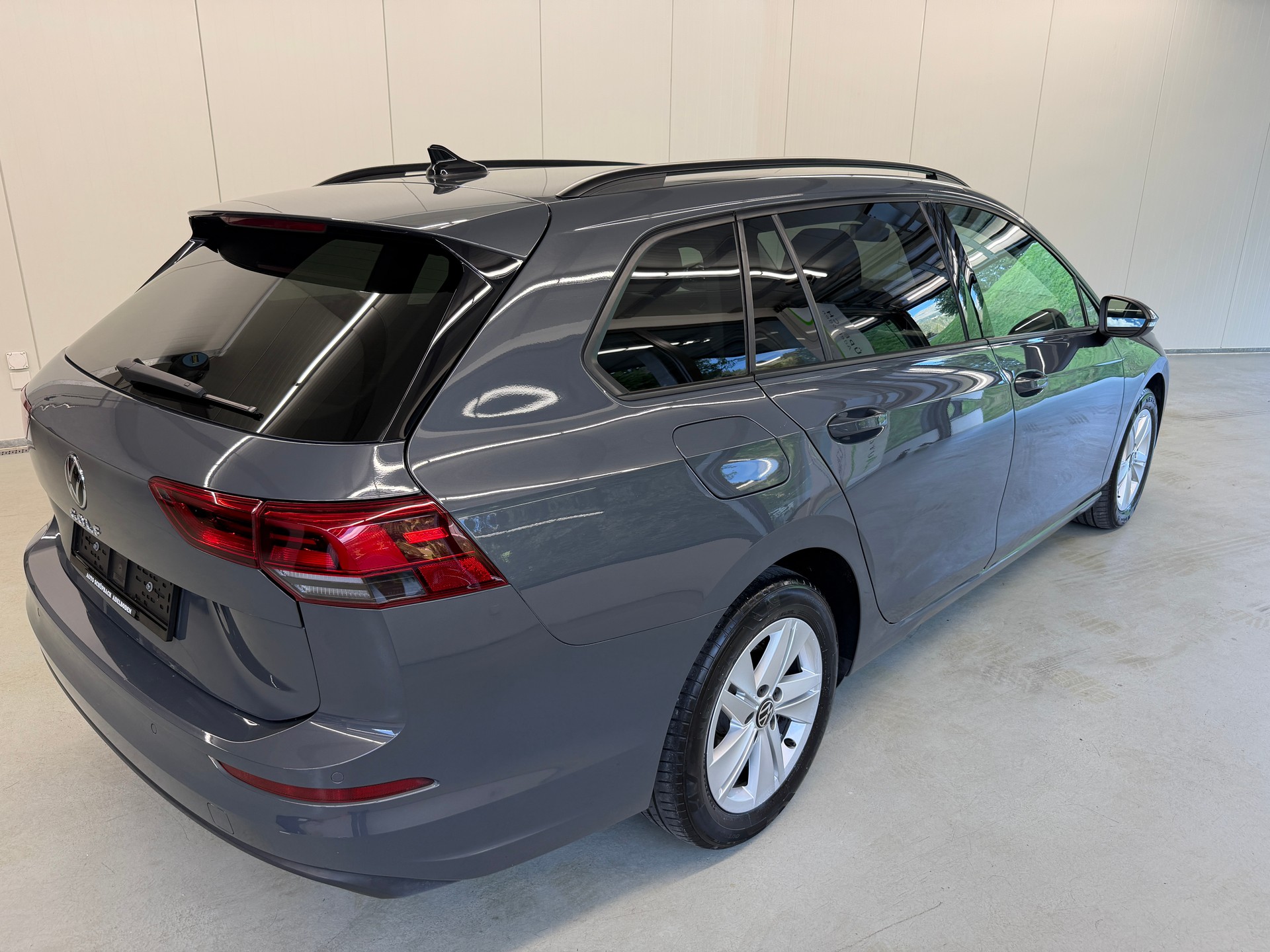 VW Golf Variant 2.0 TDI Life DSG 4Motion-showroom-element-3