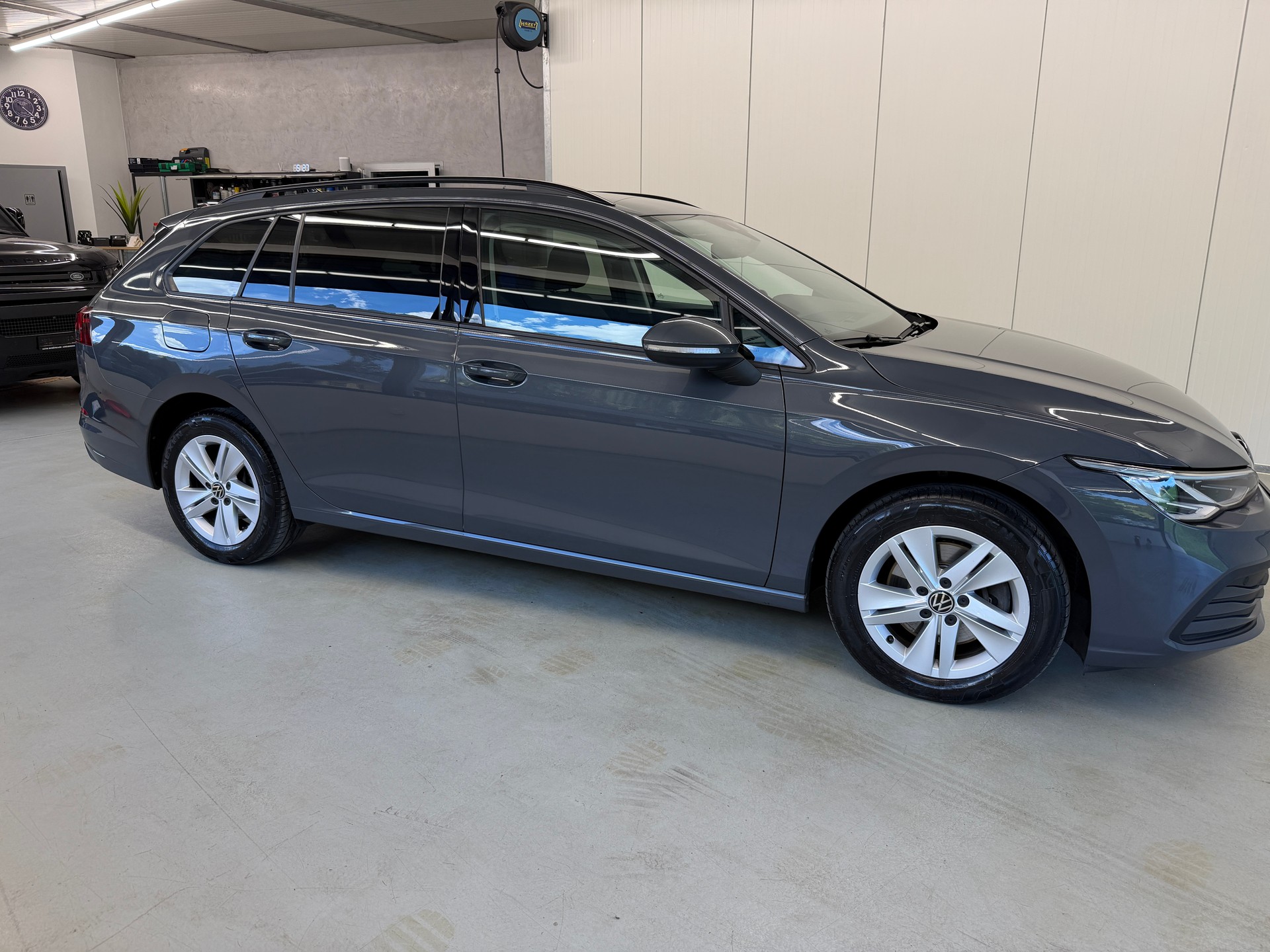 VW Golf Variant 2.0 TDI Life DSG 4Motion-showroom-element-2