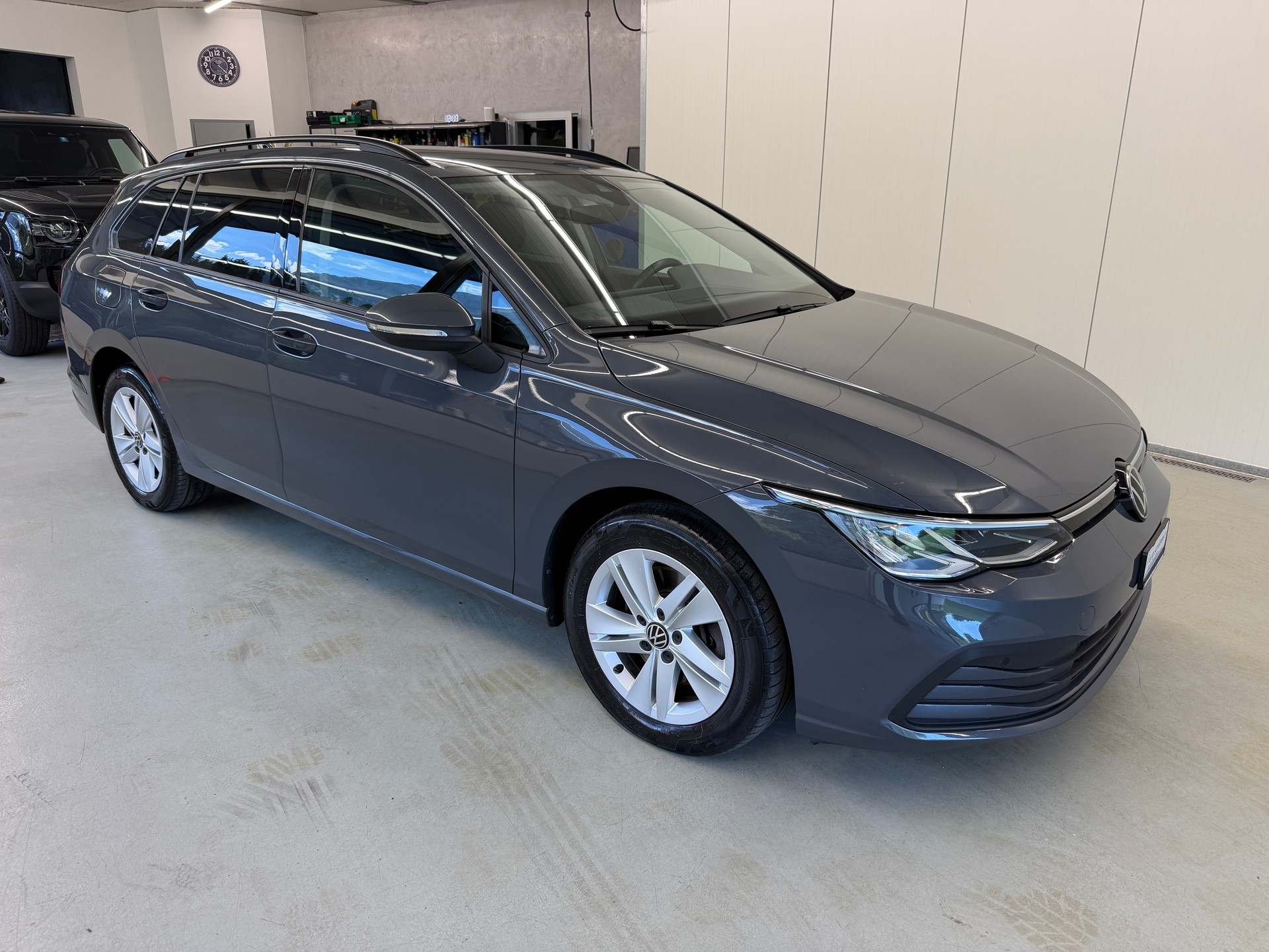 VW Golf Variant 2.0 TDI Life DSG 4Motion-showroom-element-1
