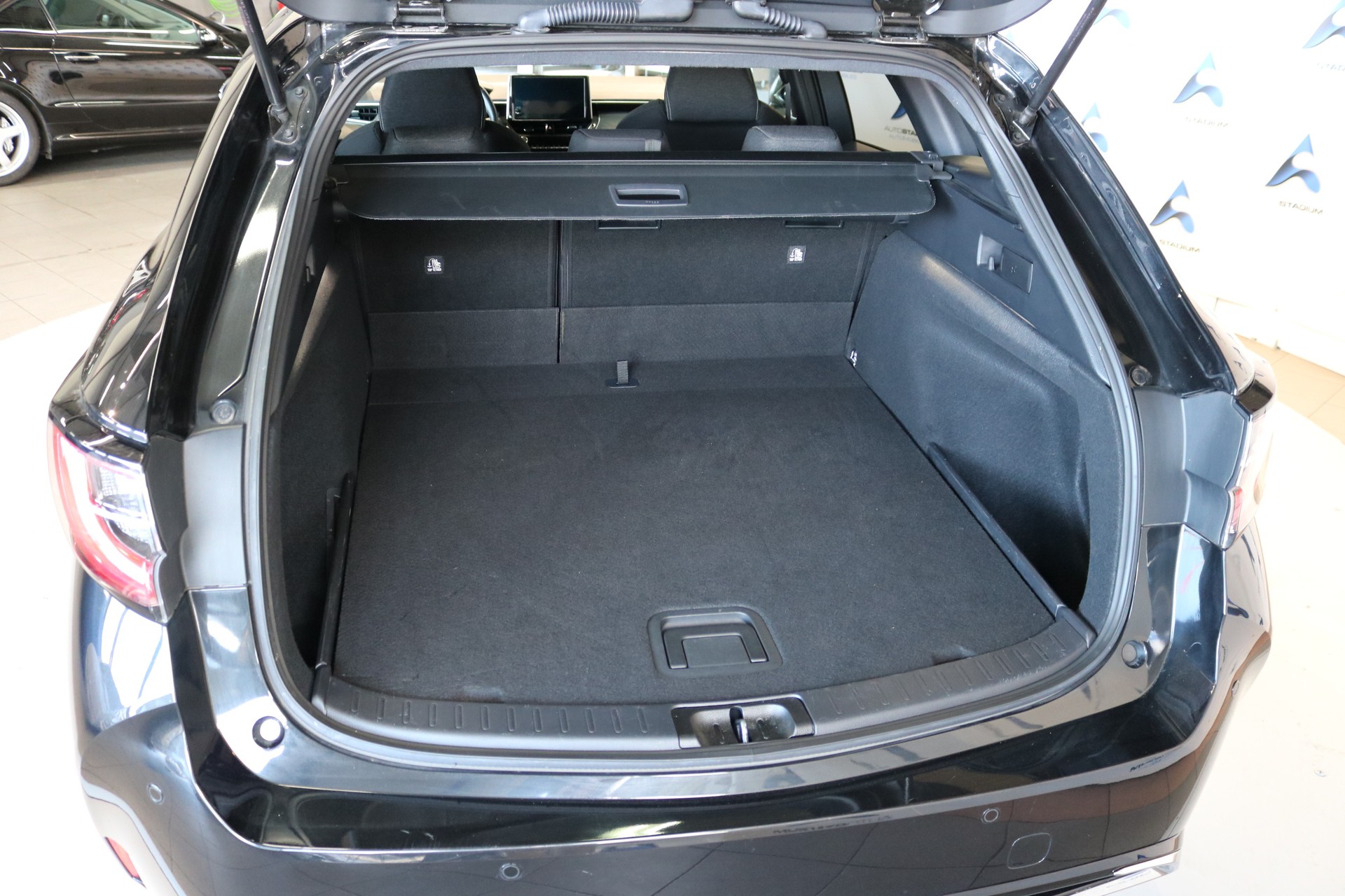 SUZUKI SWACE 1.8 Hybrid Compact Top Automatique-image-34