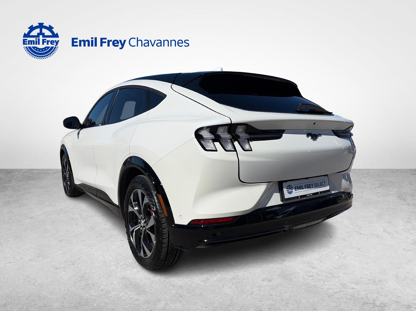 FORD Mustang Mach-E Extended AWD-showroom-element-3