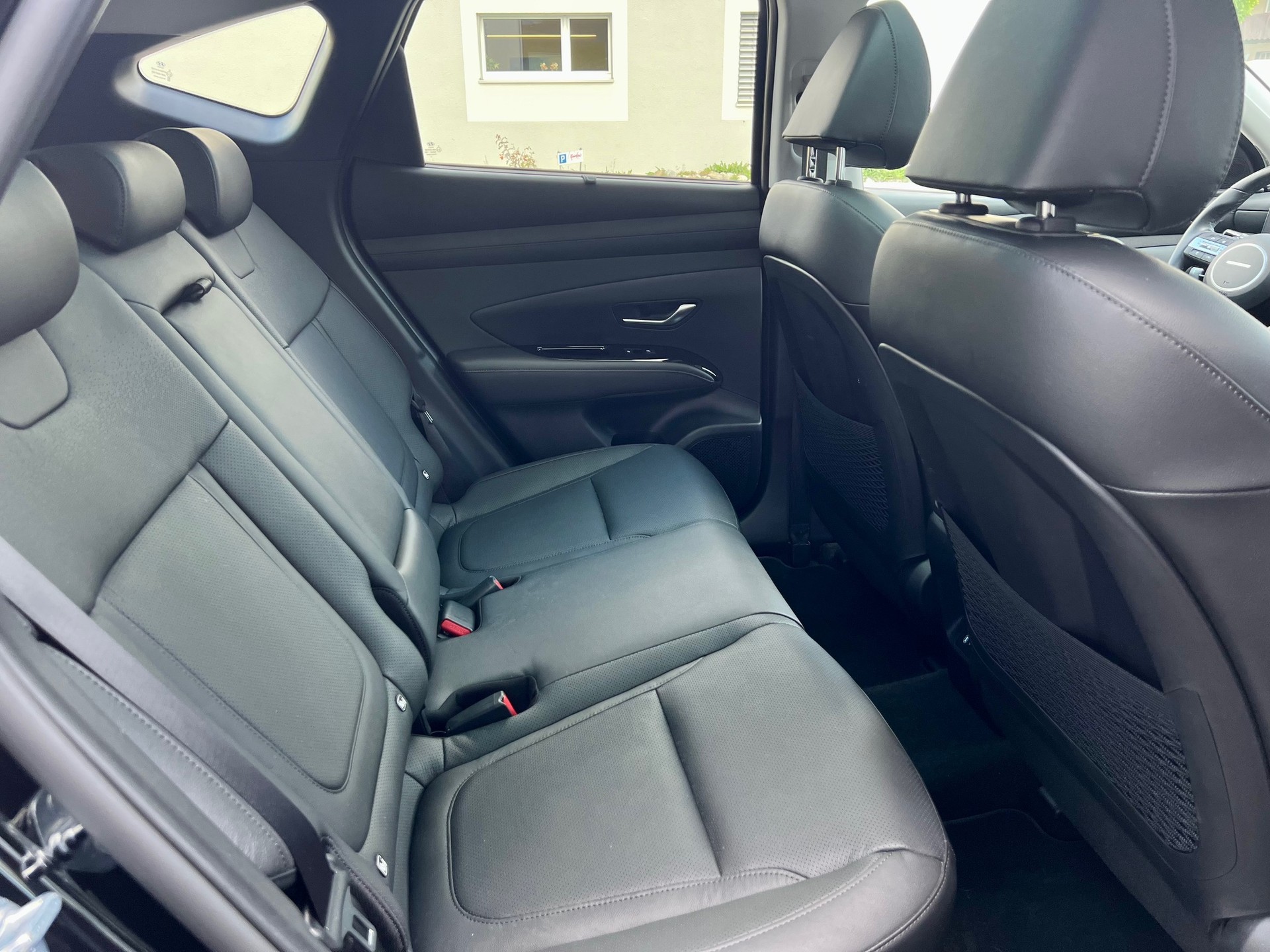 HYUNDAI Tucson 1.6 TGDI PHEV Vertex Swiss Edition 4WD-image-12