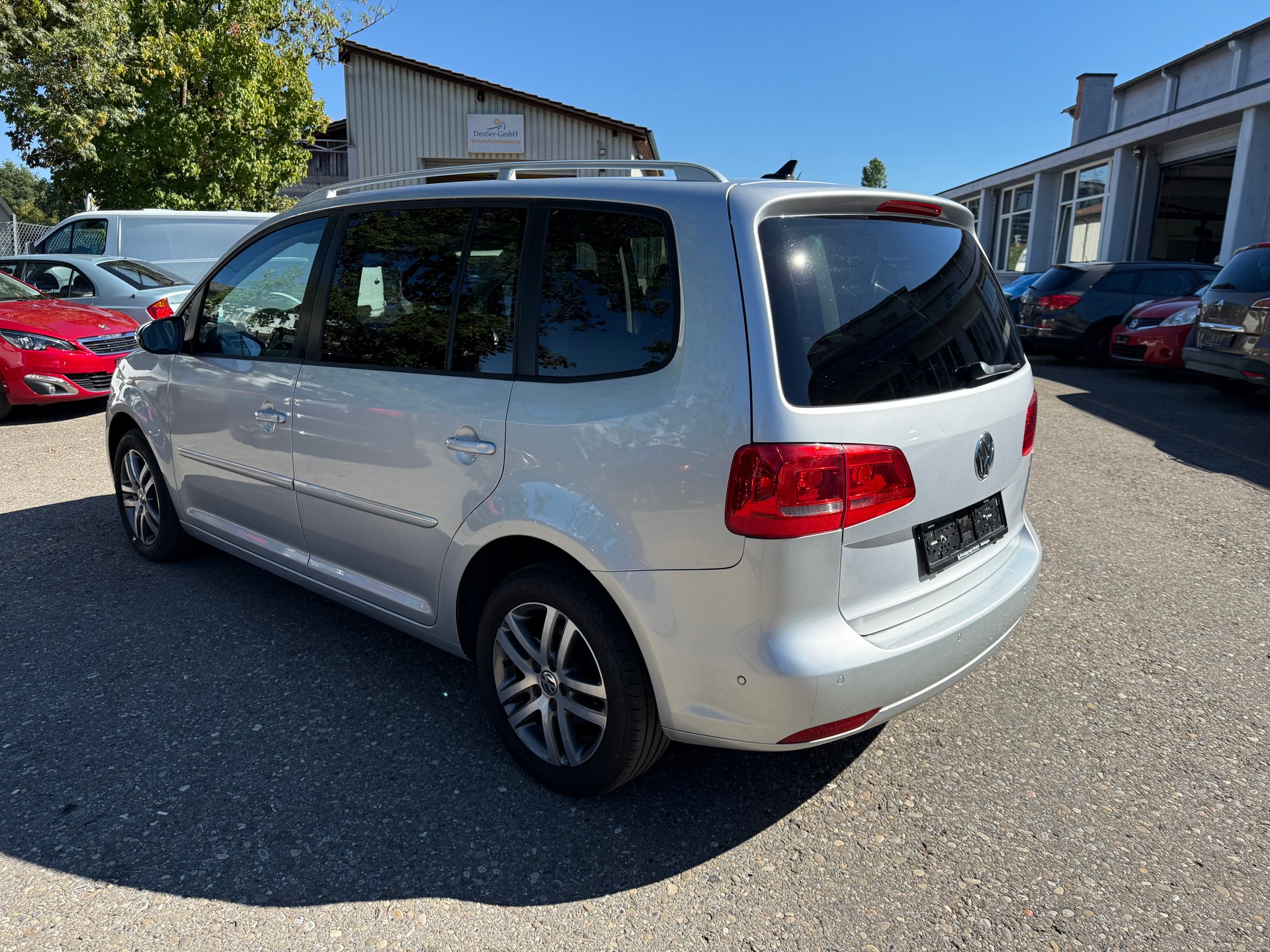 VW Touran 1.4 TSI Highline DSG-showroom-element-3