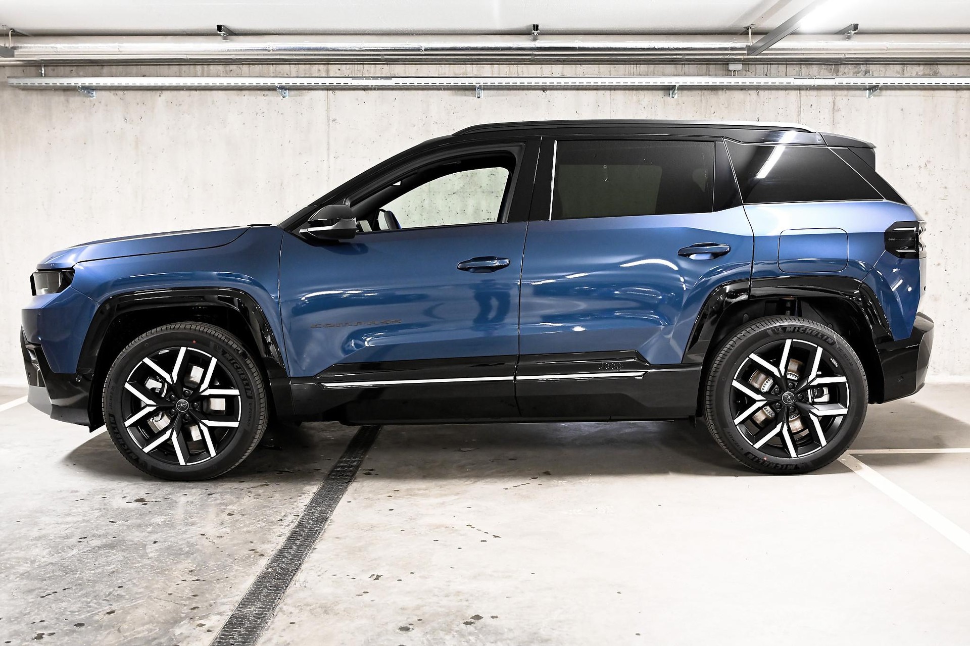 JEEP Compass First Edition-image-6