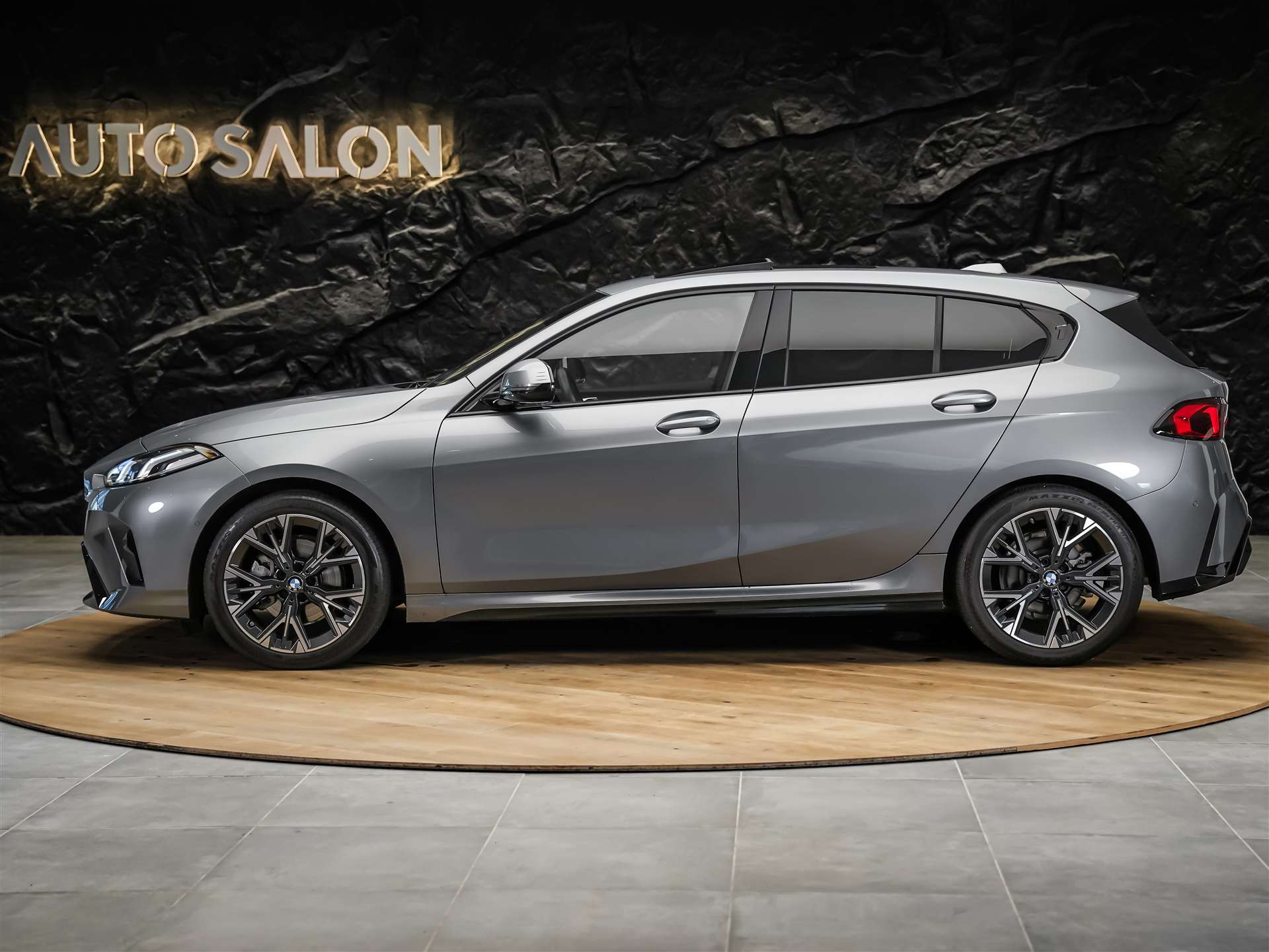 BMW 120 M Sport Steptronic *2026*Panorama*Werksgarantie*Driving Assistant Plus*-showroom-element-1