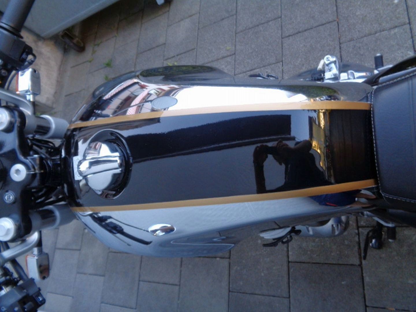 ROYAL ENFIELD GT 650 TWIN-image-4