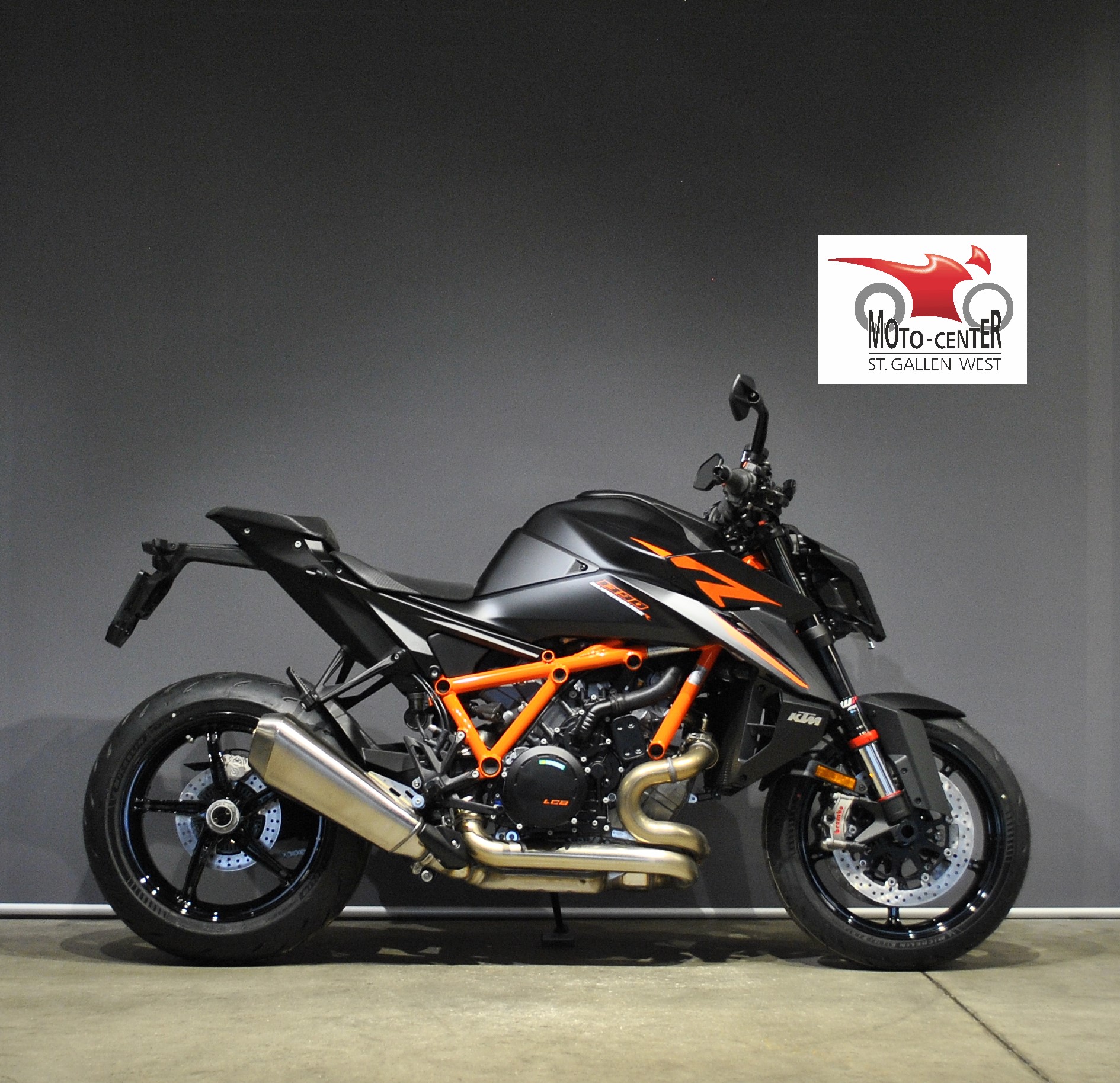 KTM 1390 Super Duke R EVO-image-1