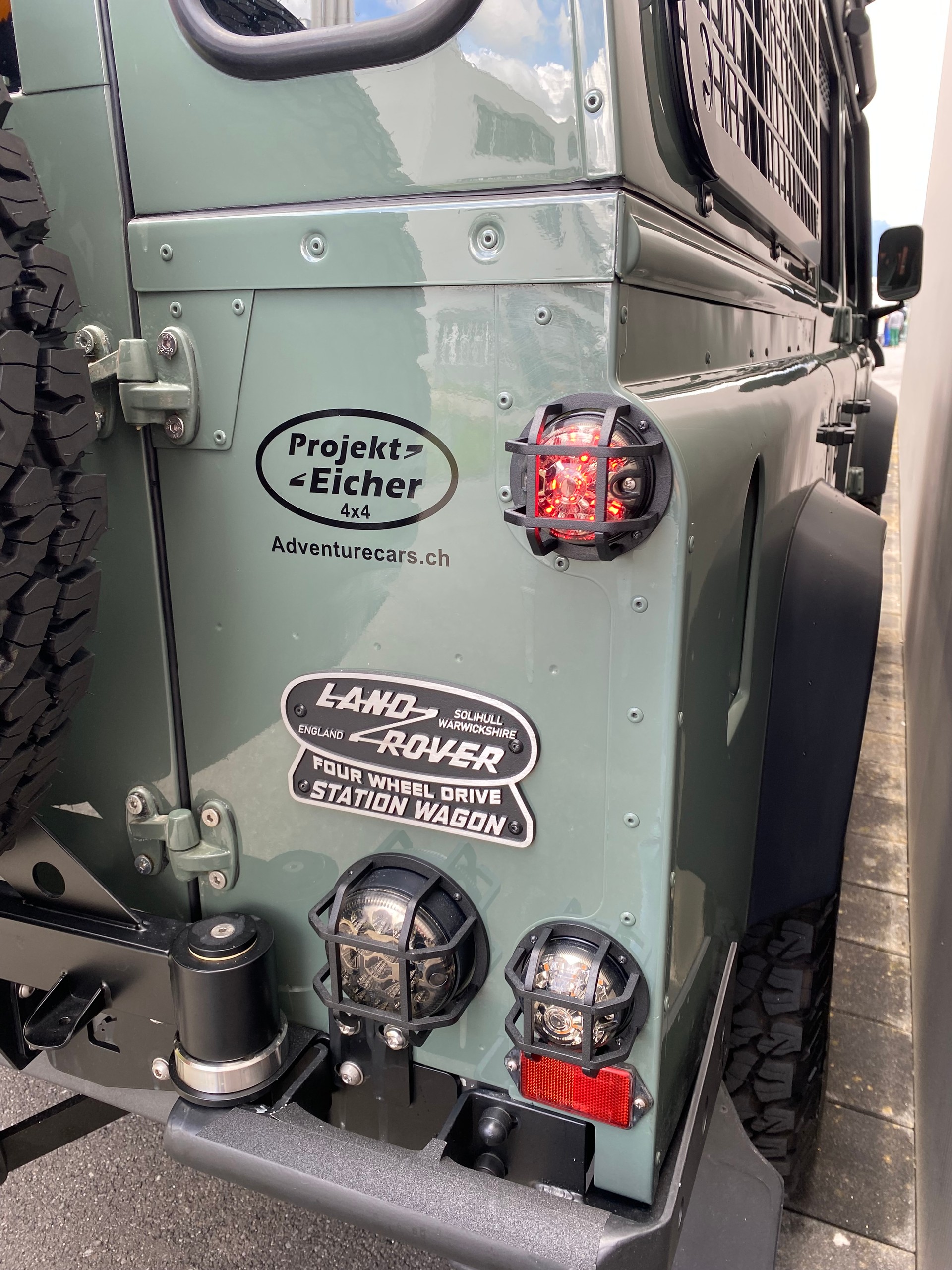 LAND ROVER Defender 110 300TDi Weltreisefahrzeug-image-12