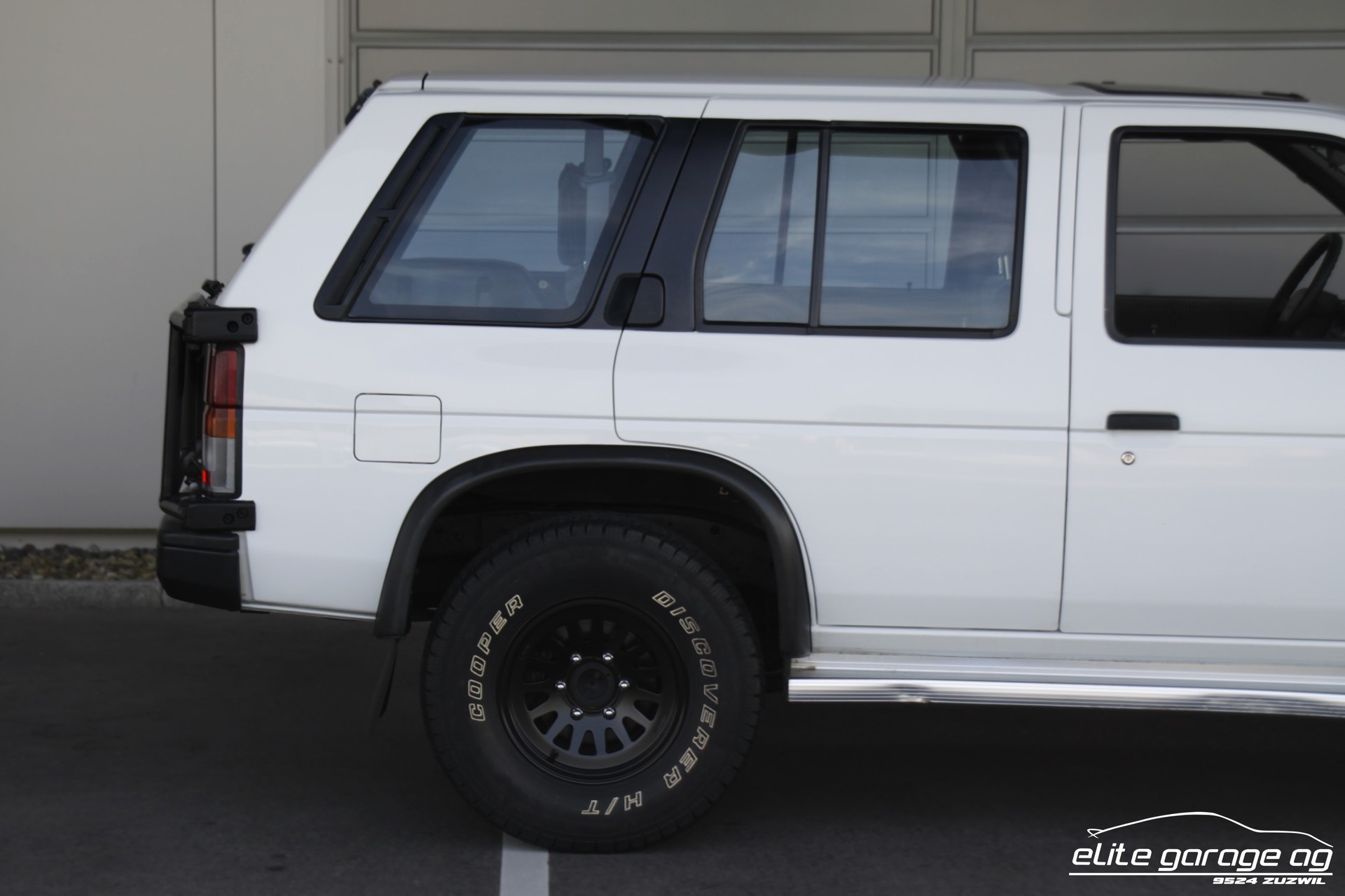 NISSAN Terrano 3.0 V6-image-10