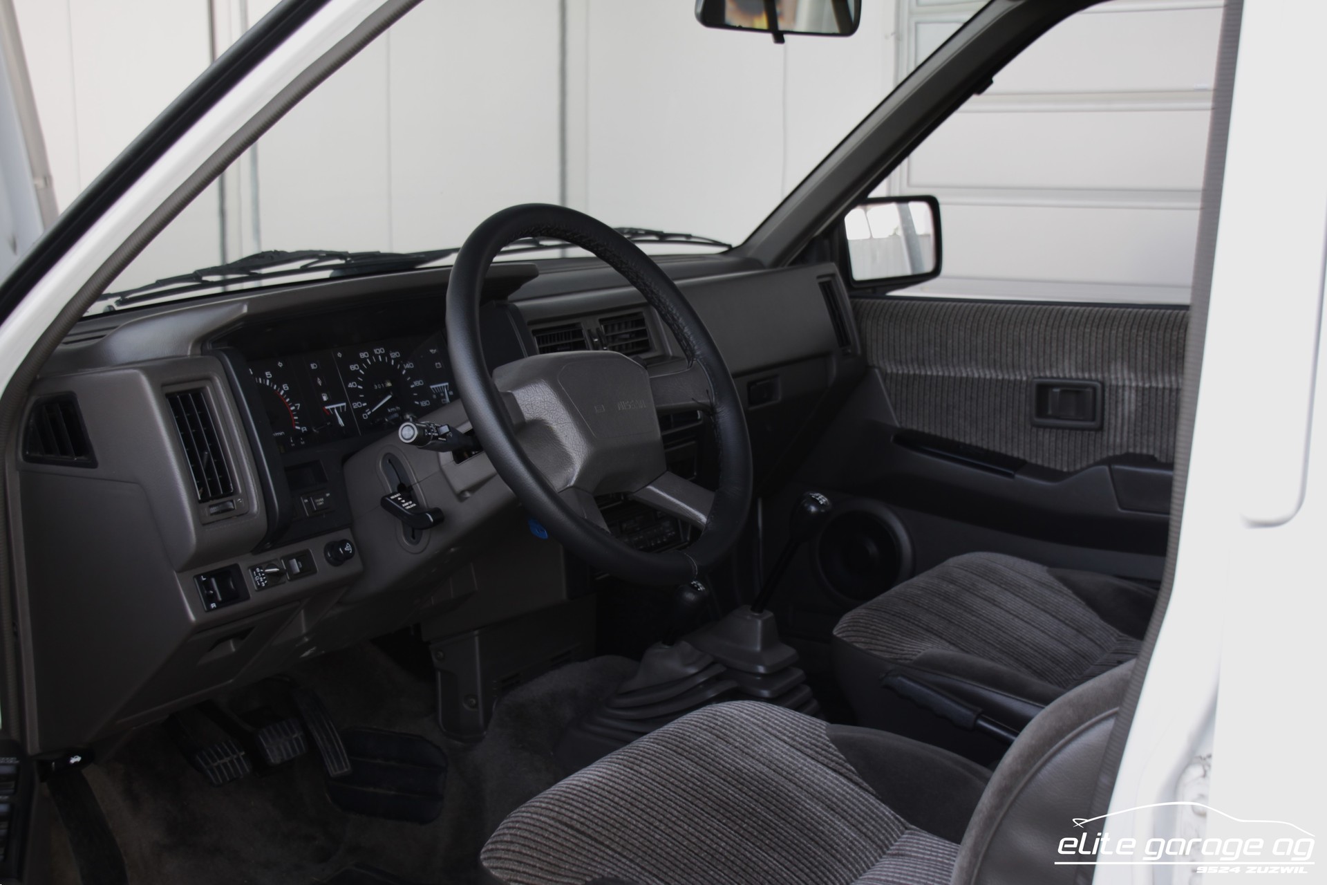 NISSAN Terrano 3.0 V6-image-11