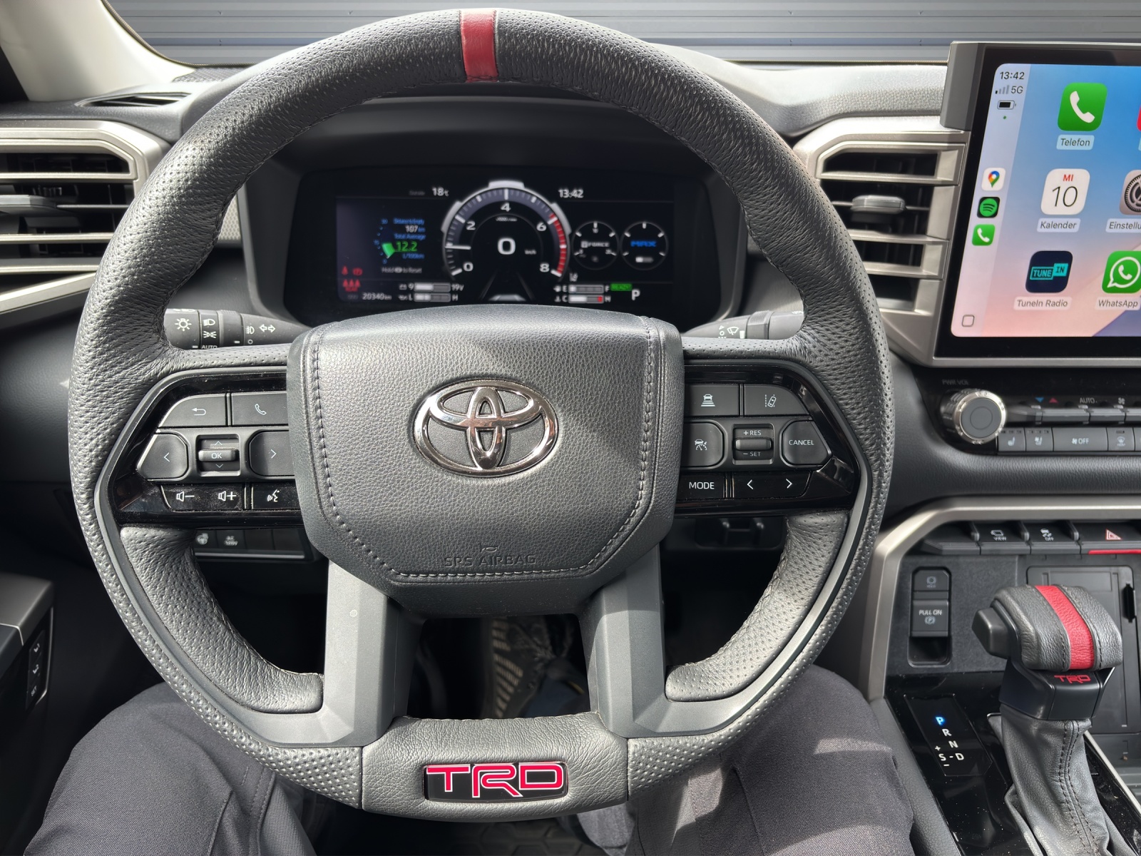 TOYOTA Tundra 3.5 V6 Bi-Turbo Hybrid Limited TRD Offroad-image-10