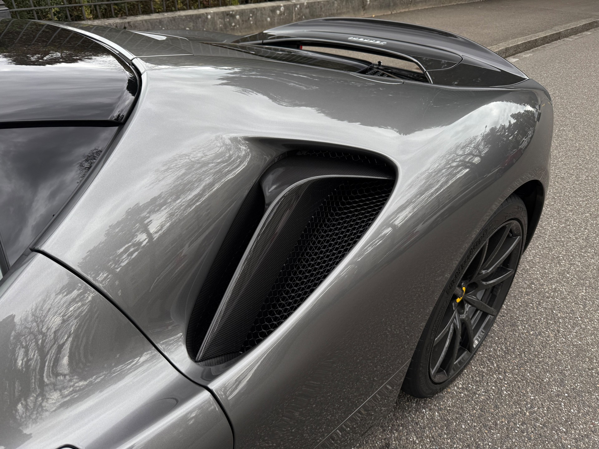 FERRARI SF90 Stradale "Assetto Fiorano"-image-9