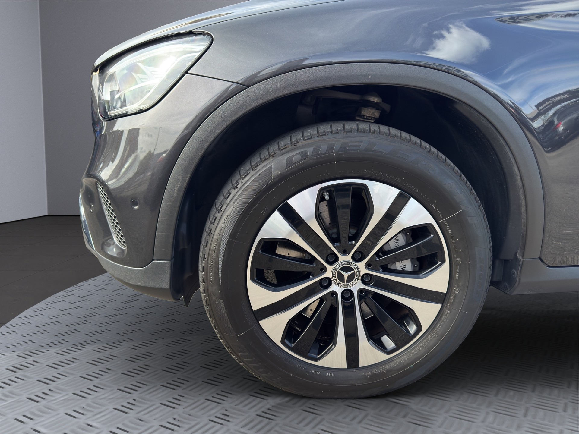 MERCEDES-BENZ GLC 300 e 4Matic 9G-Tronic-image-8