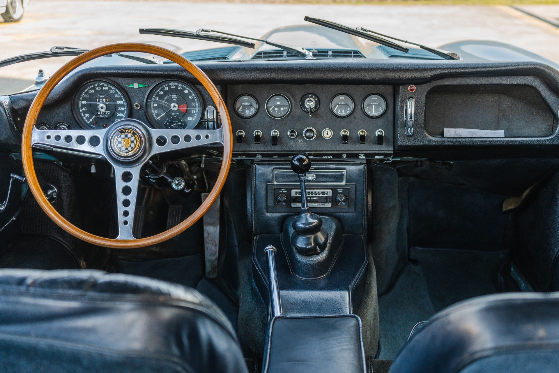 JAGUAR 4.2 LT E-image-9