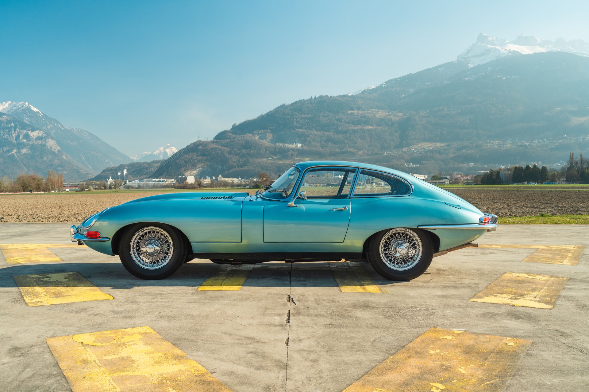 JAGUAR 4.2 LT E-image-2