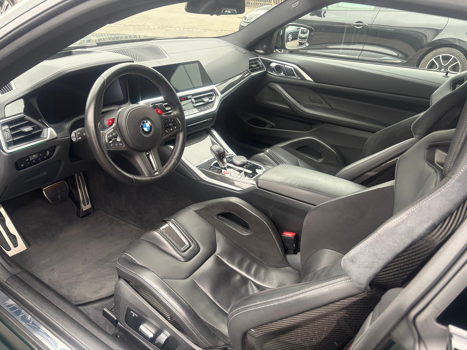 BMW M4 Coupé Competition M xDrive-image-11