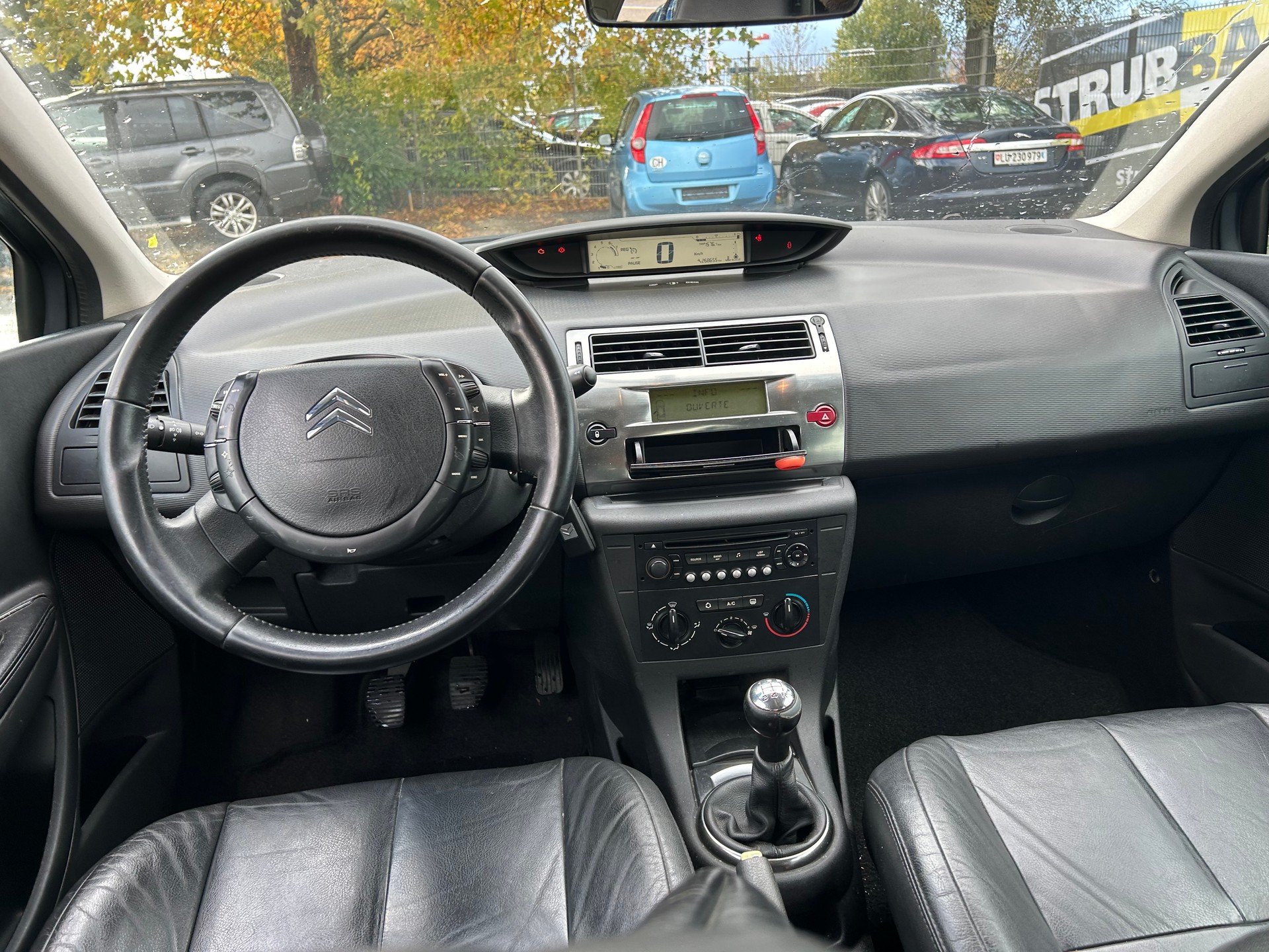 CITROEN C4 Berline 1.6i 16V VTR (Pack)-image-8