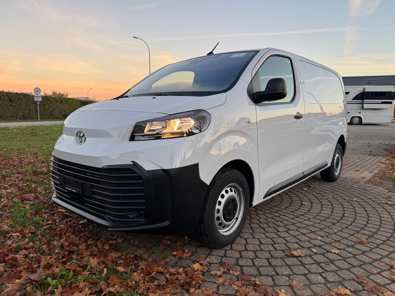 TOYOTA Proace 2.0D Panel Van Medium Active