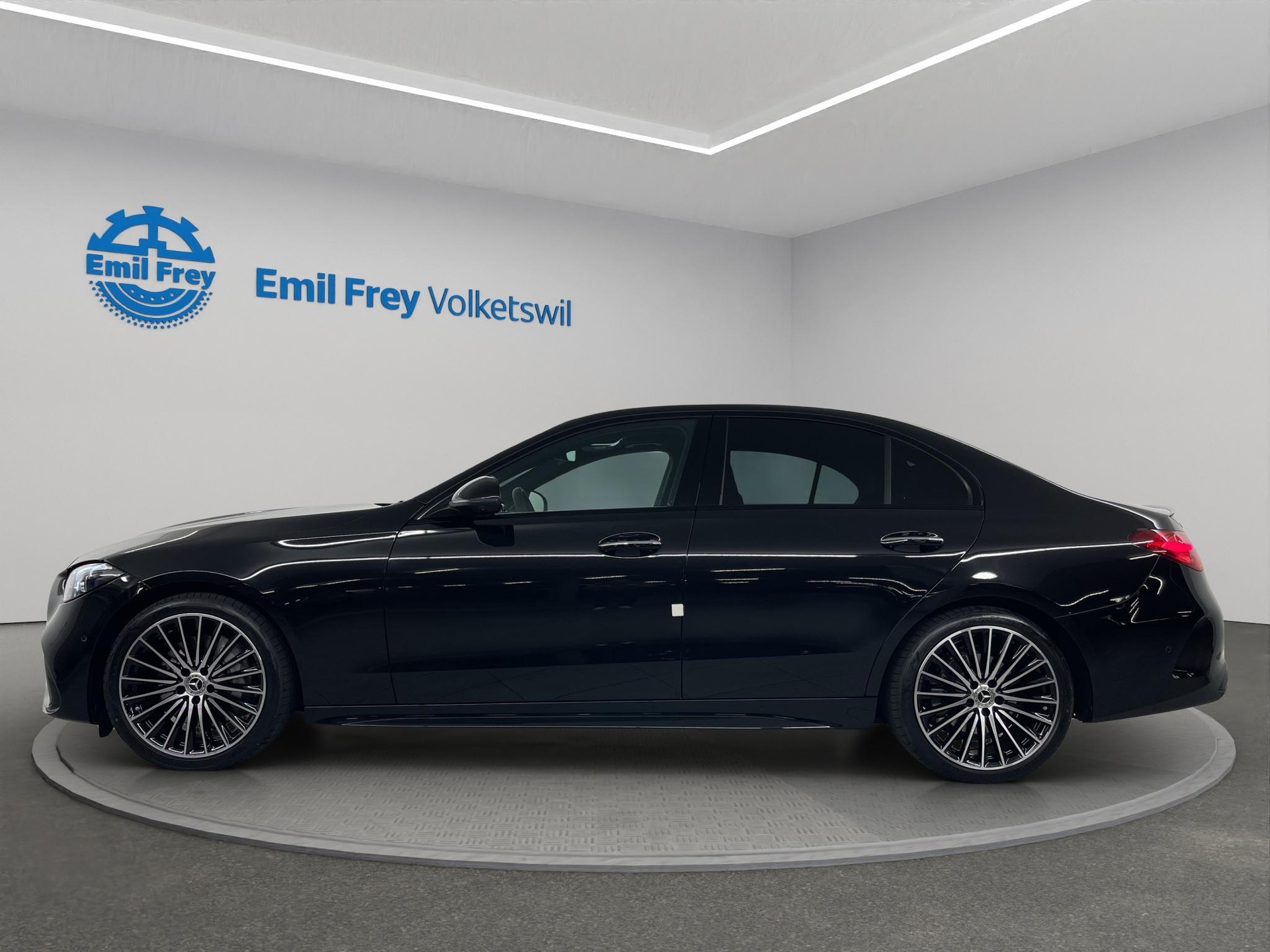MERCEDES-BENZ C 220 d AMG Line 4matic-showroom-element-1