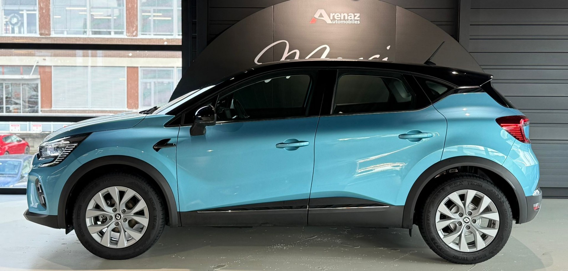 RENAULT Captur 1.3 TCe EDC Intens EDC-showroom-element-2