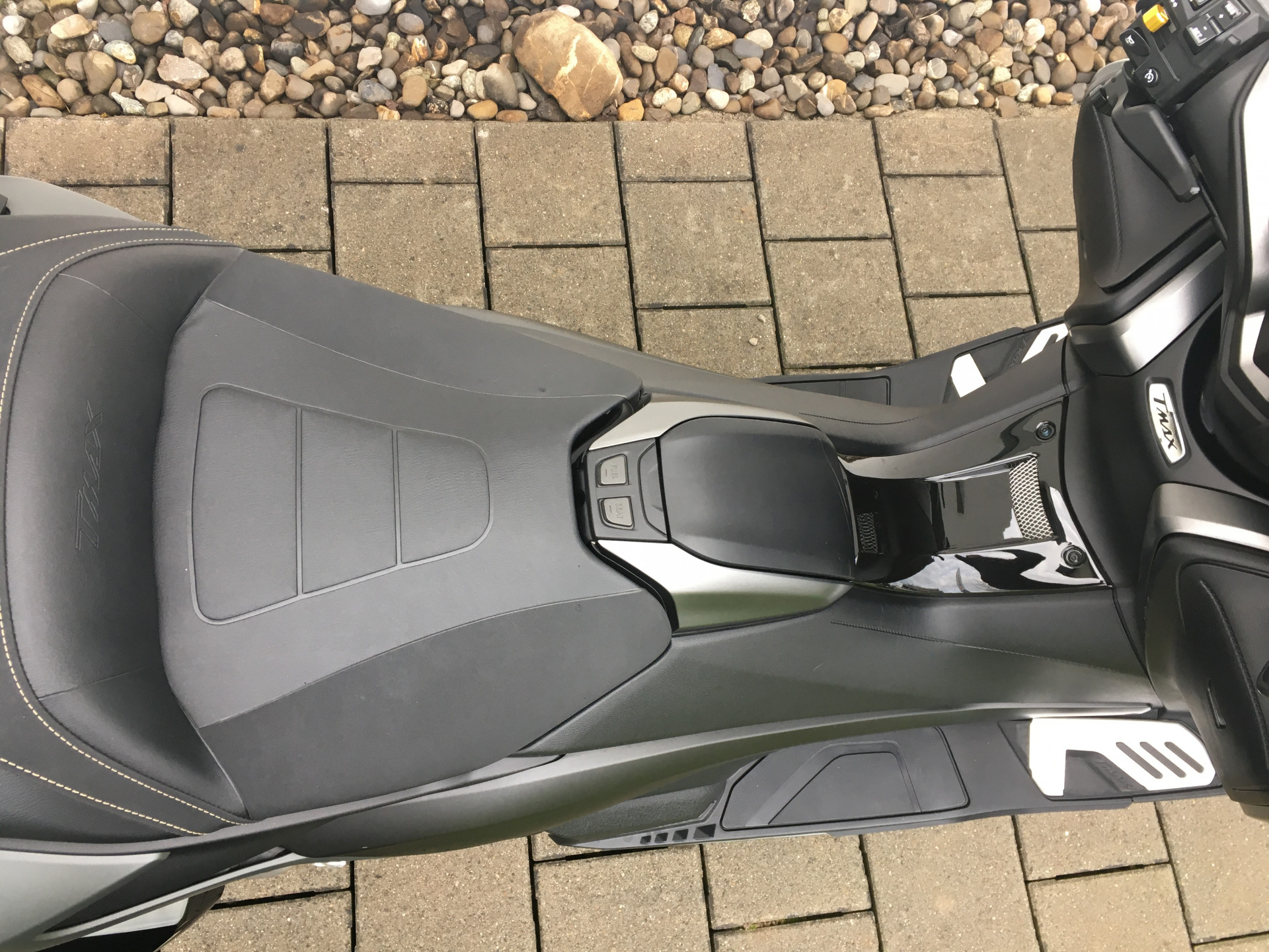 YAMAHA TMax 560 Tech Max-image-5