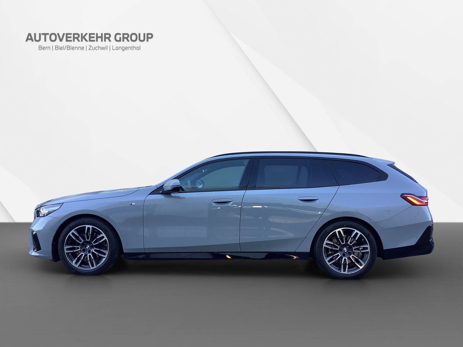 BMW 520d xDr 48V Tour M Sport-showroom-element-1