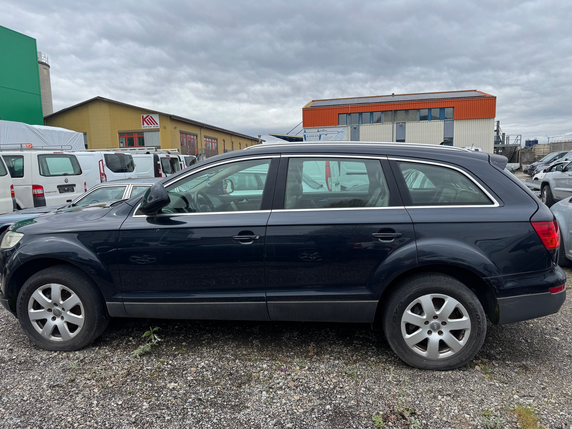 AUDI Q7 4.2 FSI quattro tiptronic-showroom-element-2