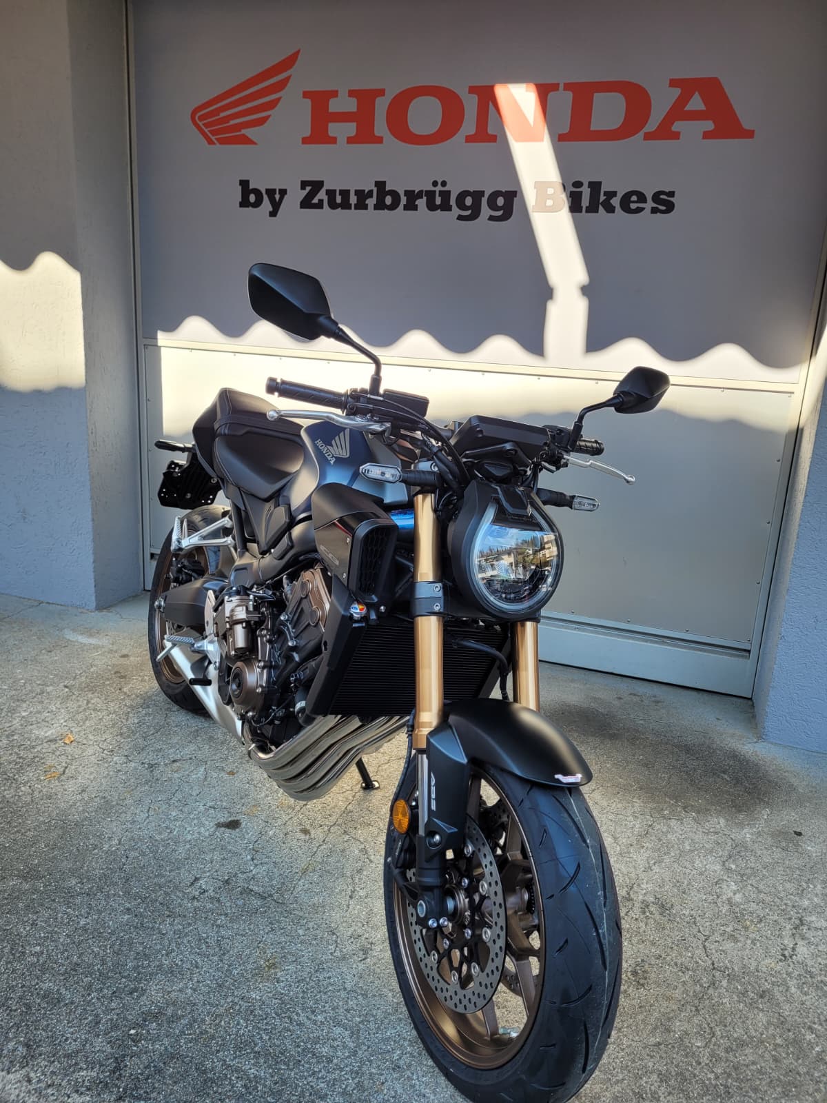 HONDA CB 650 R-image-6
