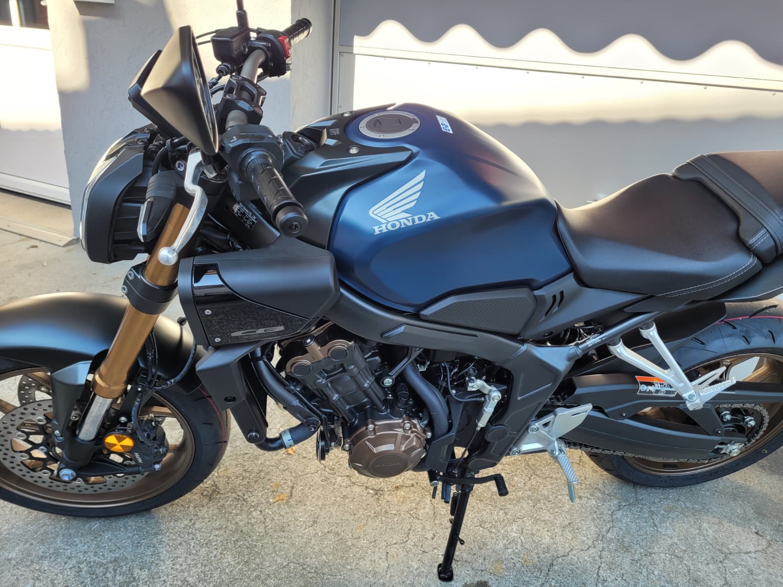 HONDA CB 650 R-image-4
