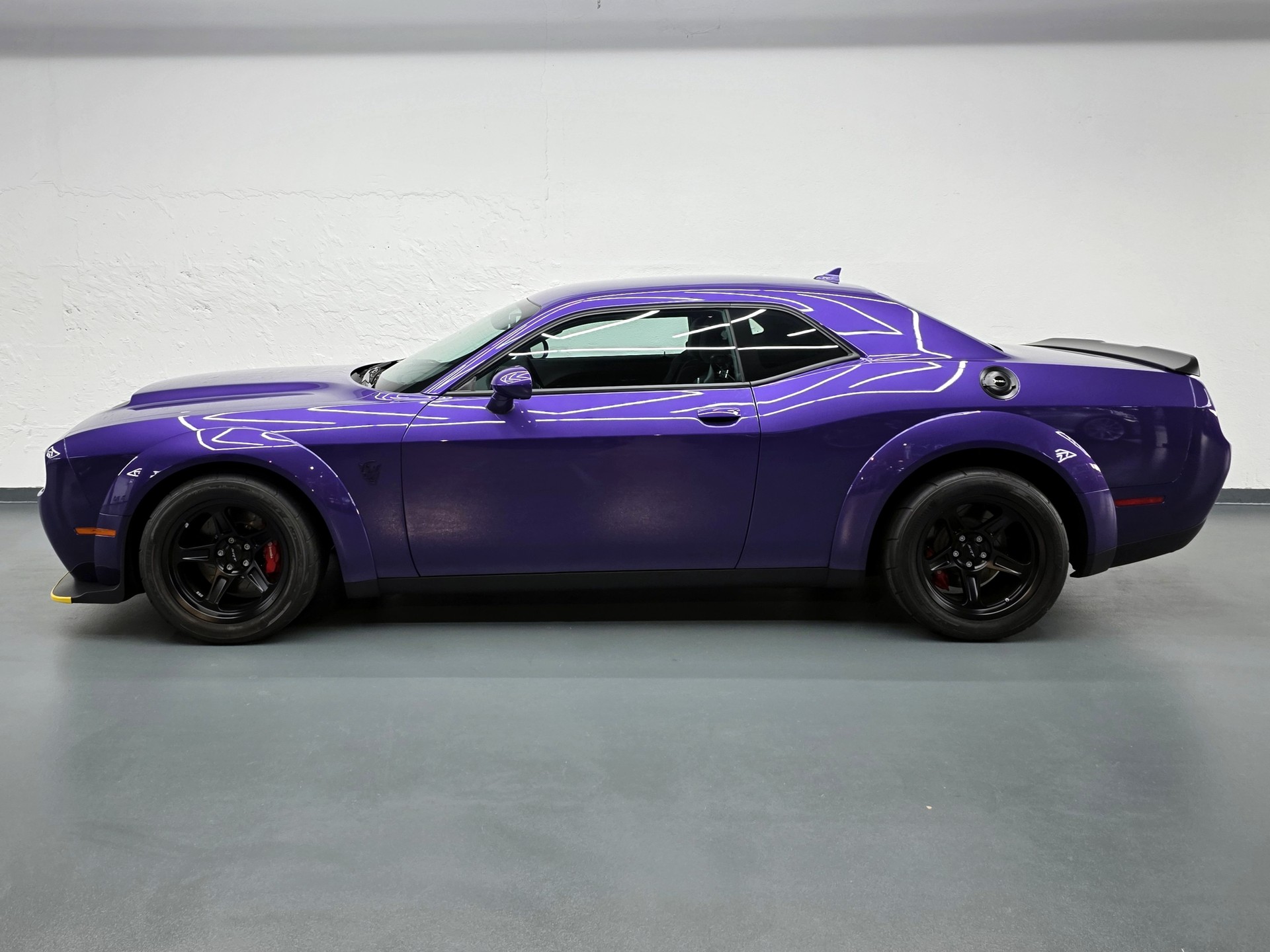 DODGE Challenger SRT Demon-image-4