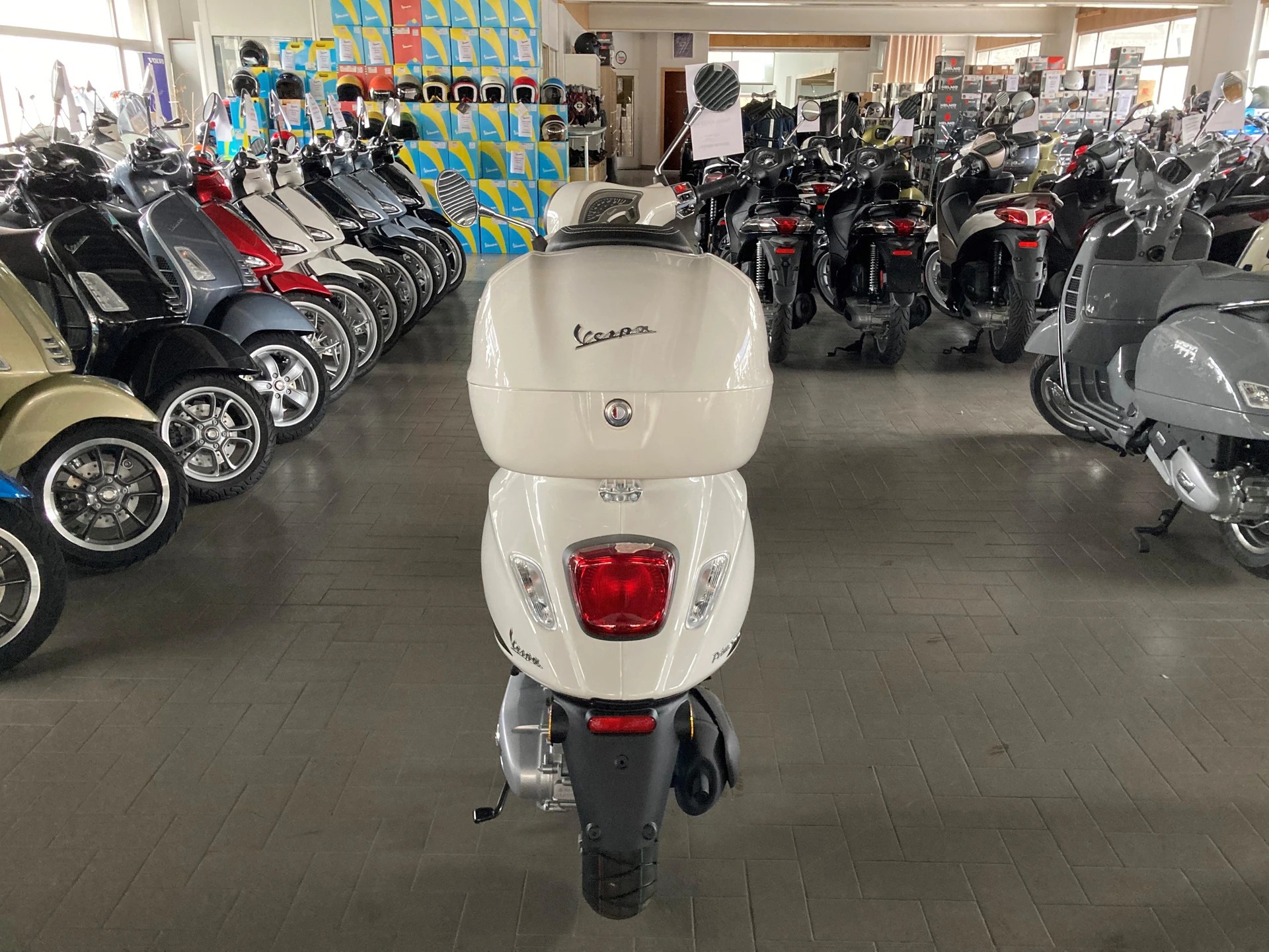 PIAGGIO Vespa 125 Primavera ABS Color Vibe-image-4