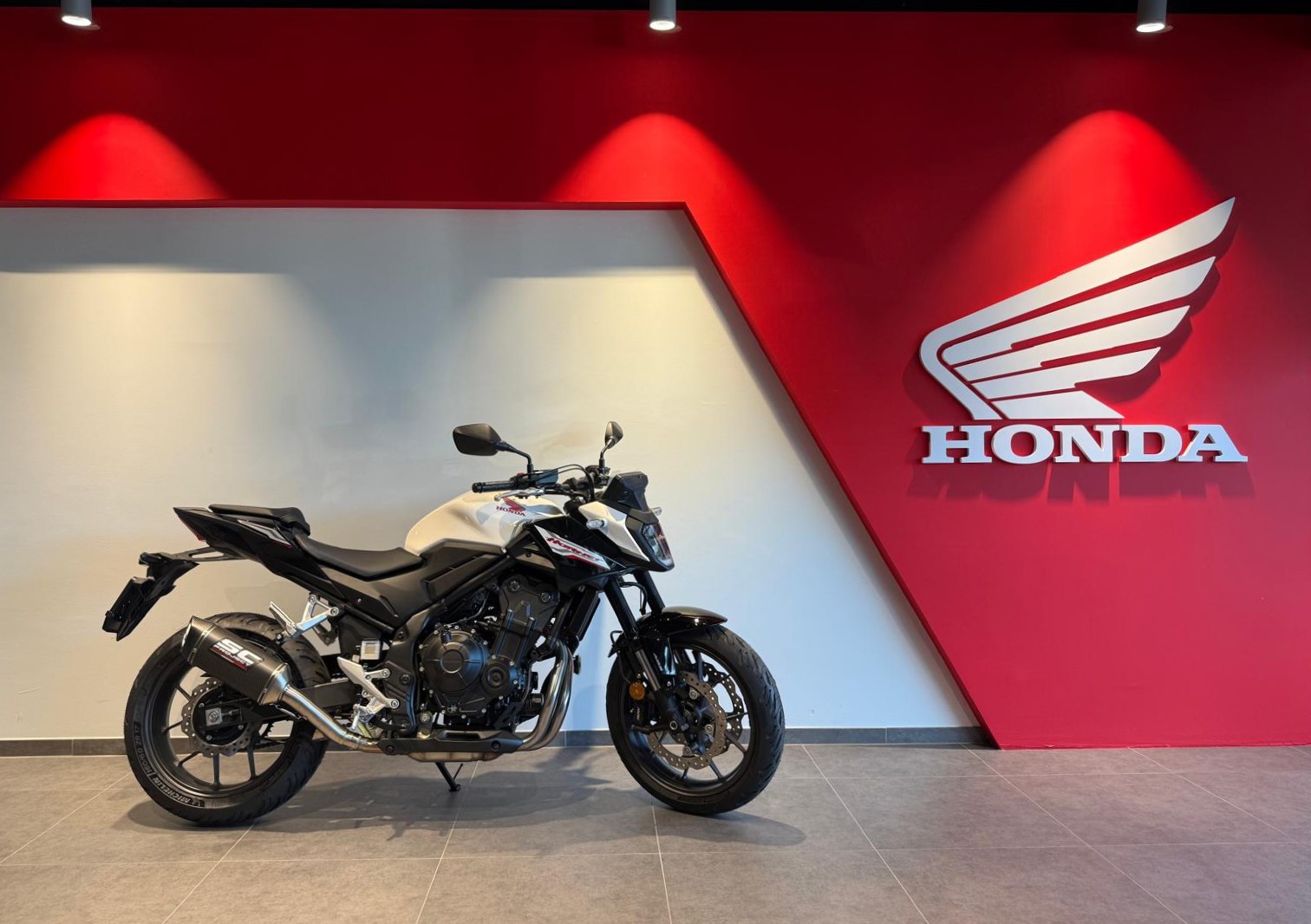 HONDA CB 500 Hornet-image-1