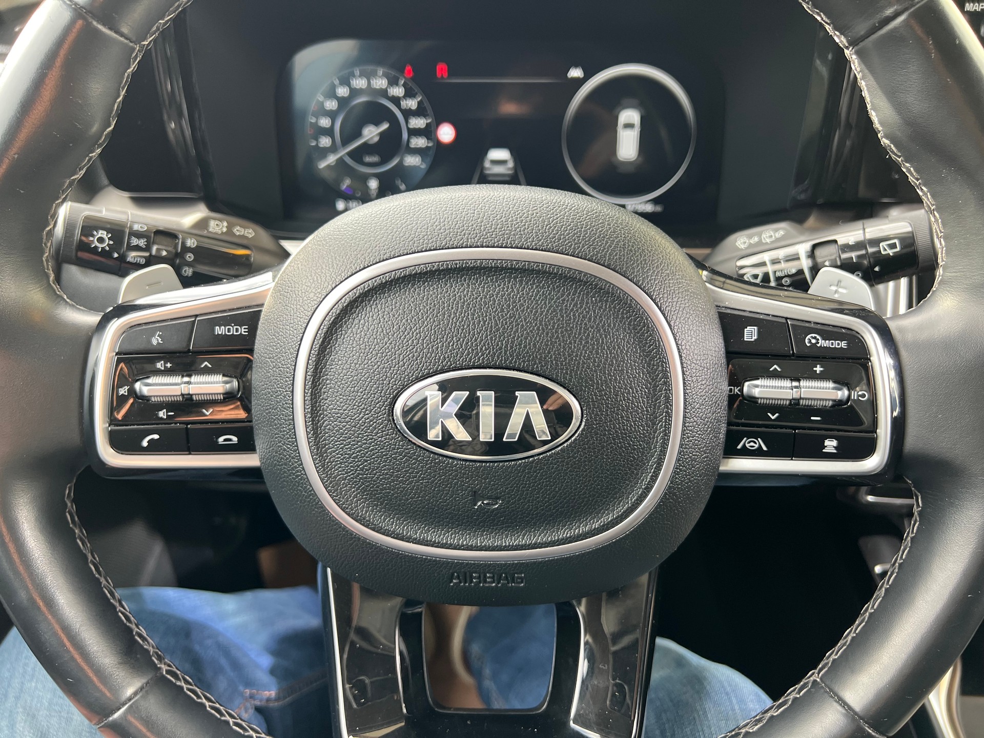KIA Sorento 2.2 CRDI 4x4 *** 7 Plätzer * Navi * Rückfahrkamera * Assistenten * 8 fachbereift * ab MFK * 7 Jahre Werksgarantie ***-image-19