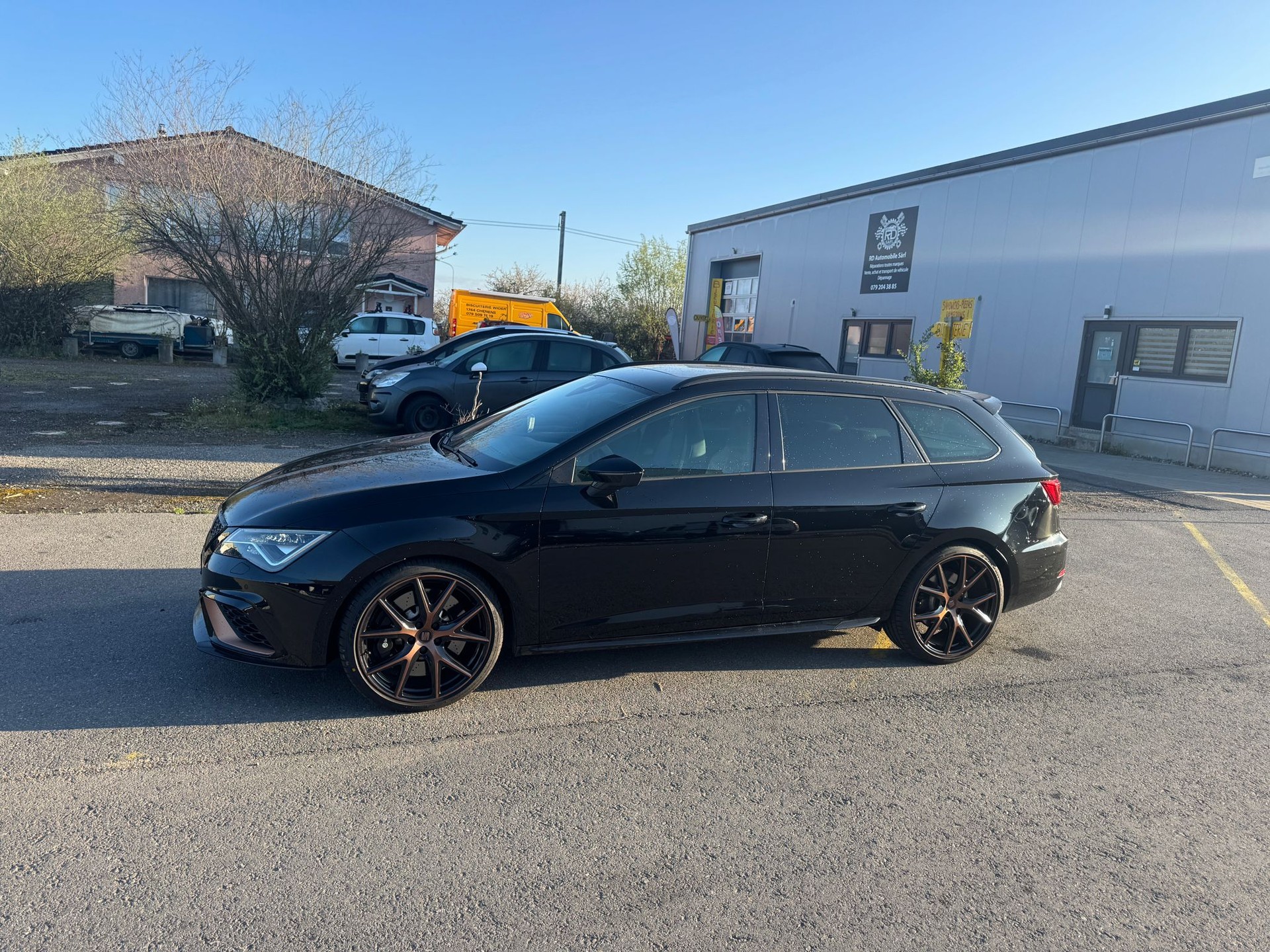 SEAT Leon ST 2.0 TSI Cupra R 300 4 Drive DSG Edition Spéciale -799 Exemplaire-image-6